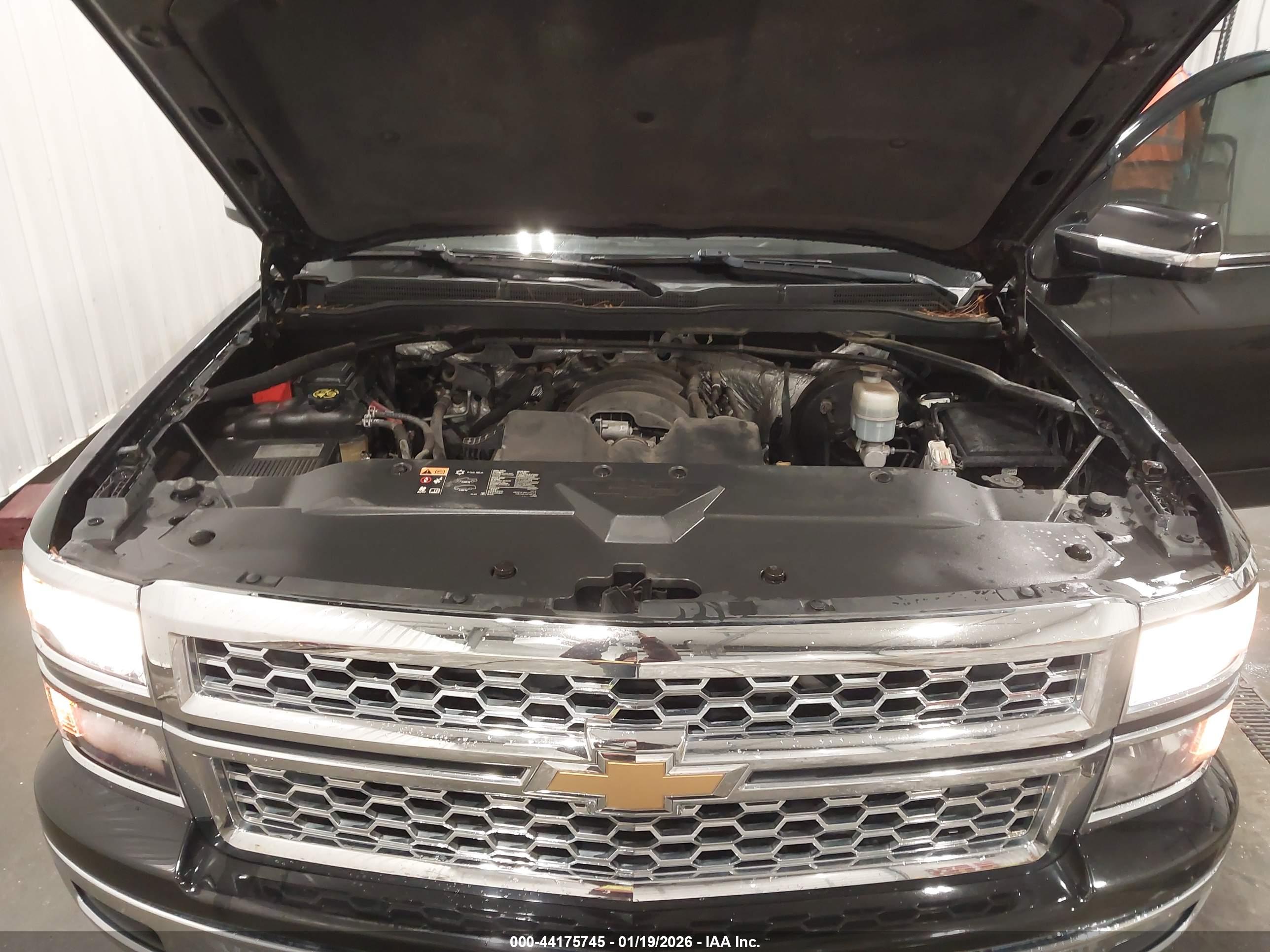CHEVROLET SILVERADO image 10