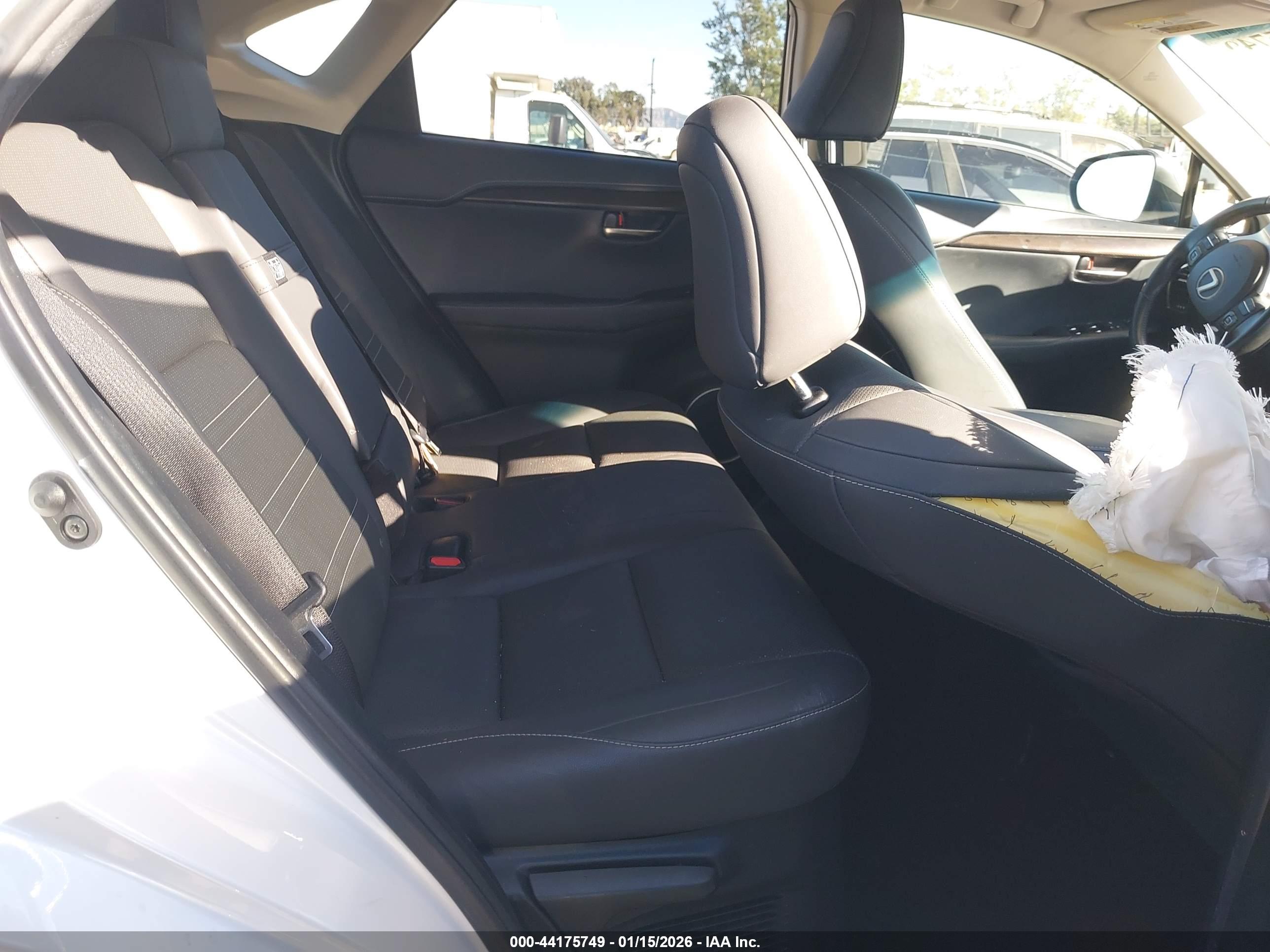 LEXUS NX image 8