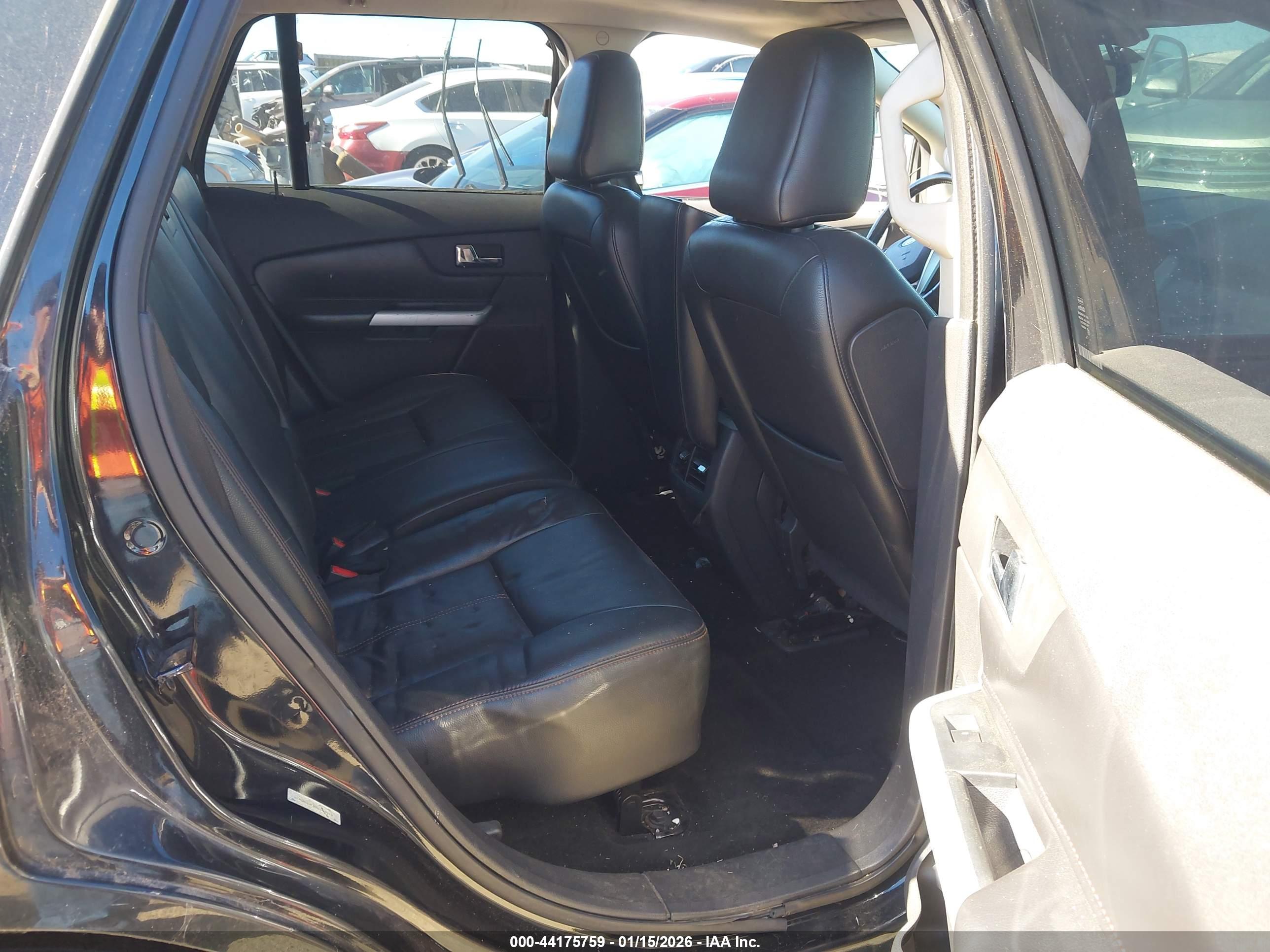 FORD EDGE image 8