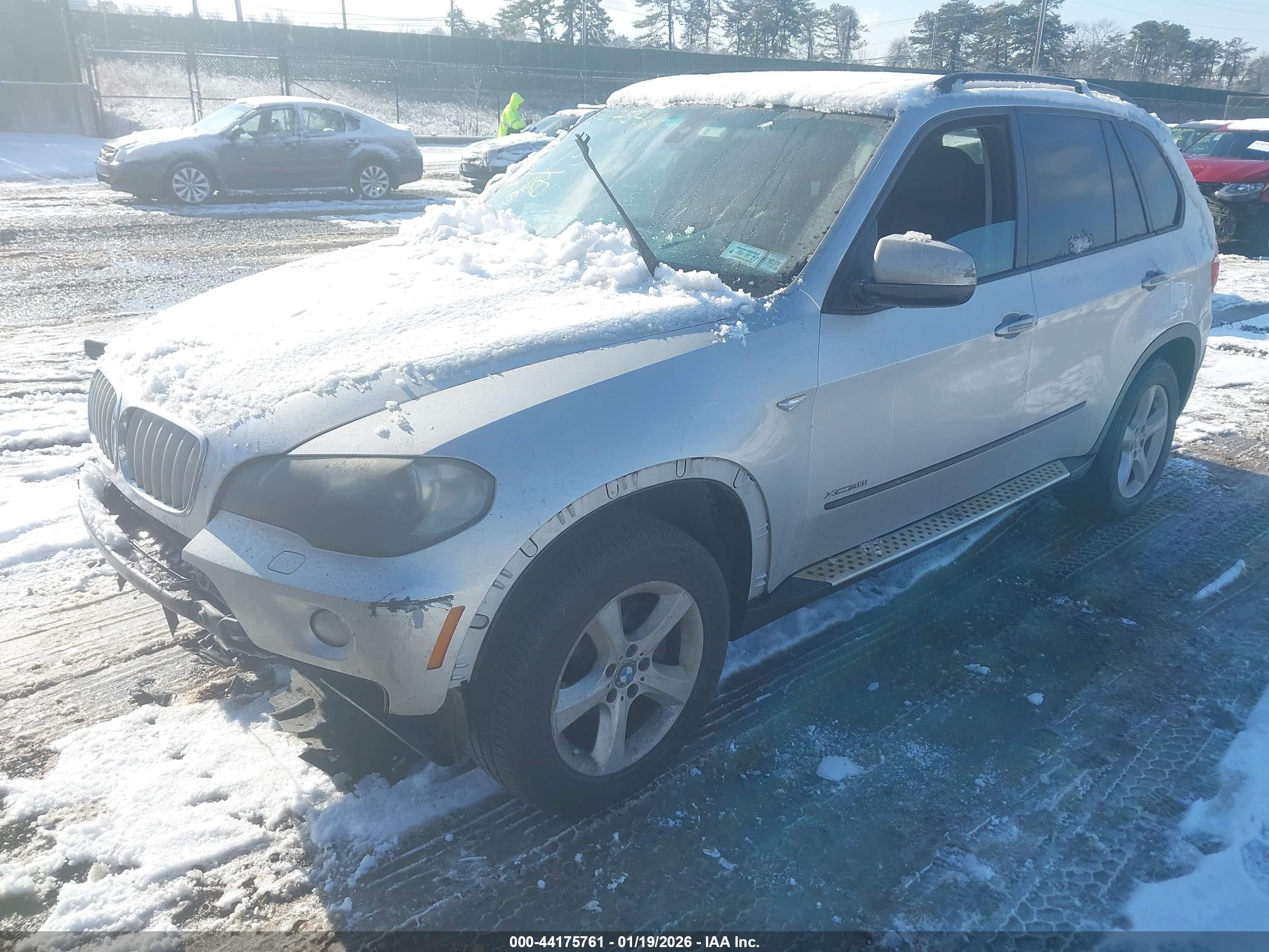 BMW X5 image 2
