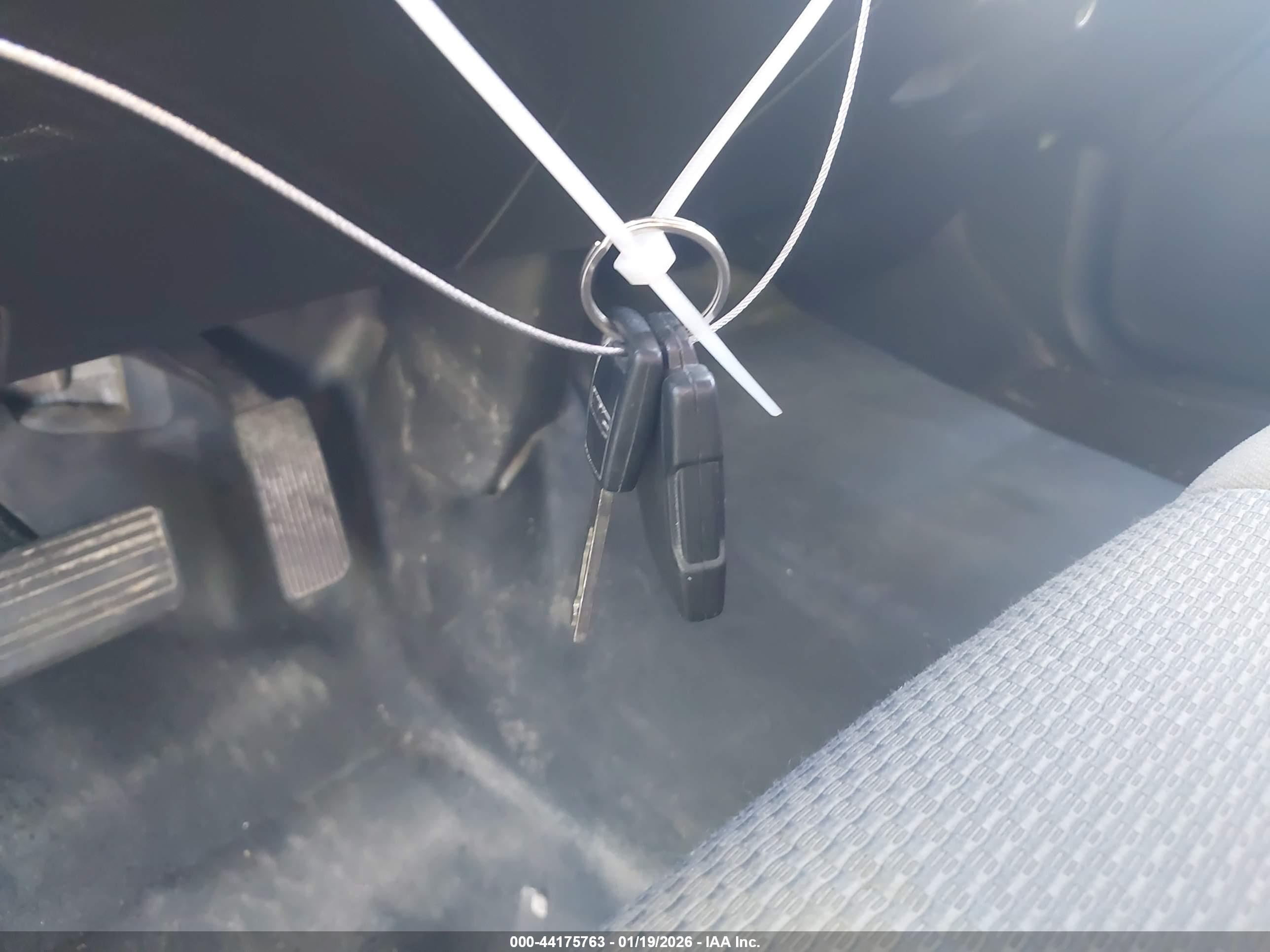 GMC SIERRA image 11