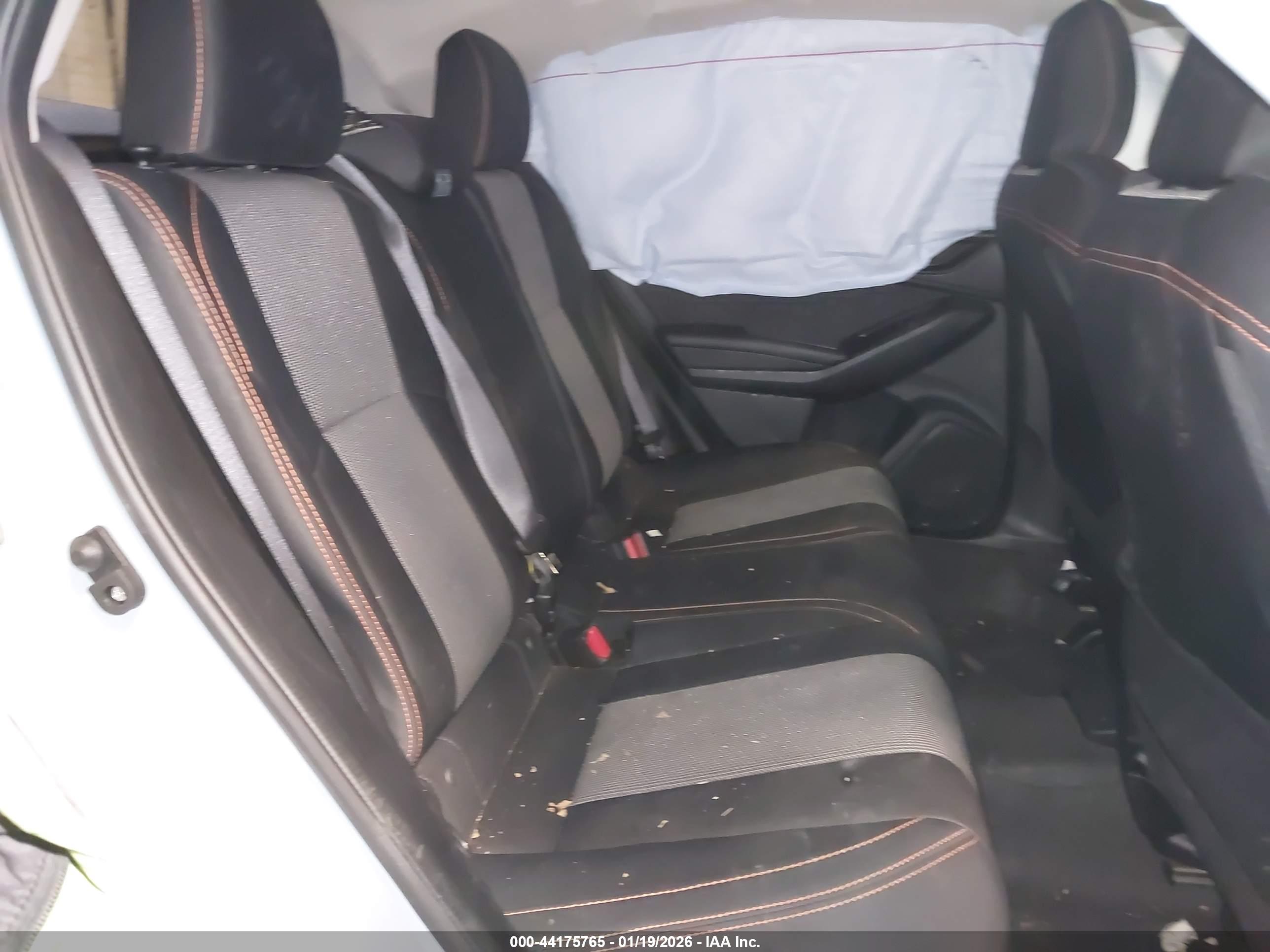 SUBARU CROSSTREK image 8