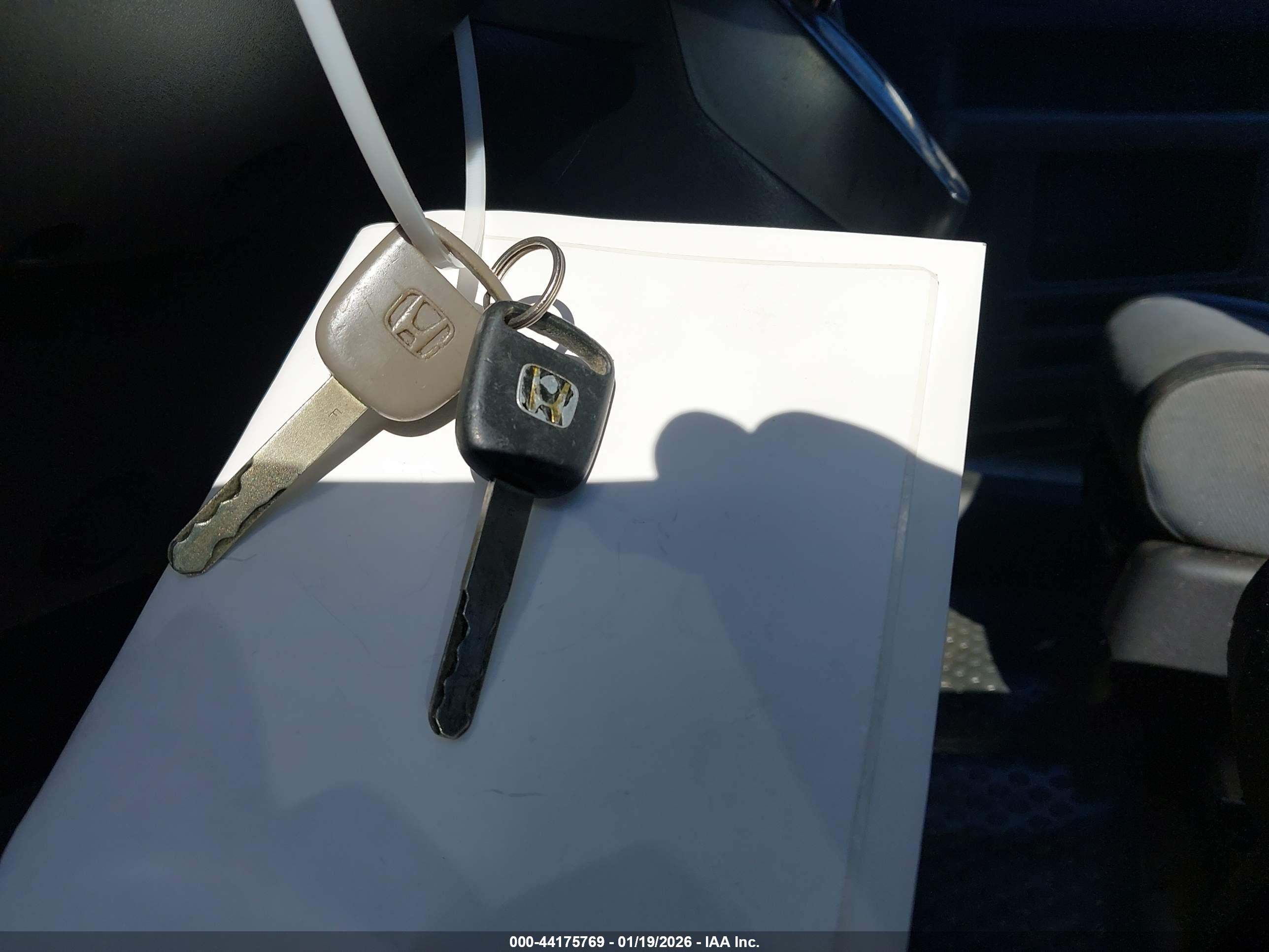 HONDA ELEMENT image 11