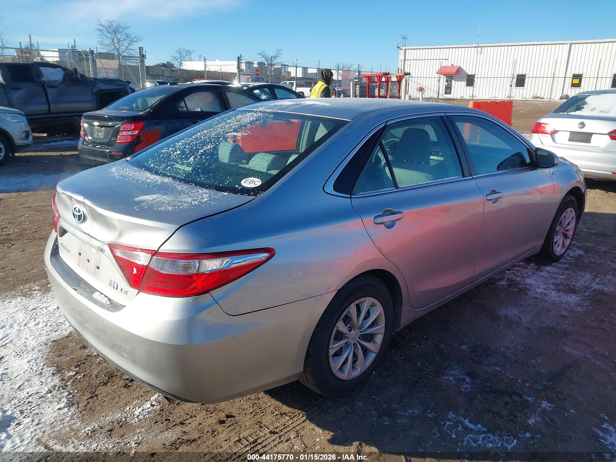 TOYOTA CAMRY image 4
