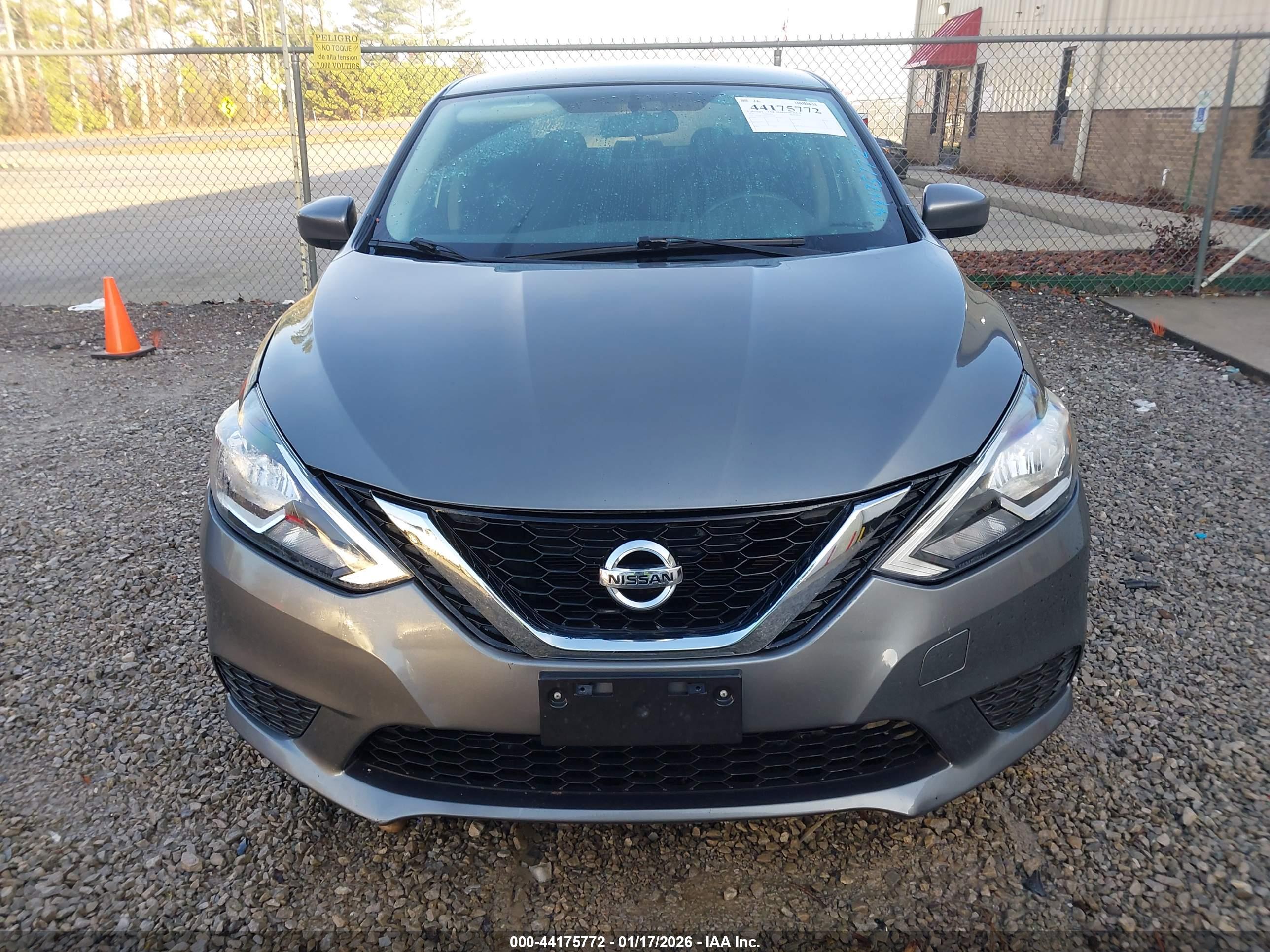 NISSAN SENTRA image 6