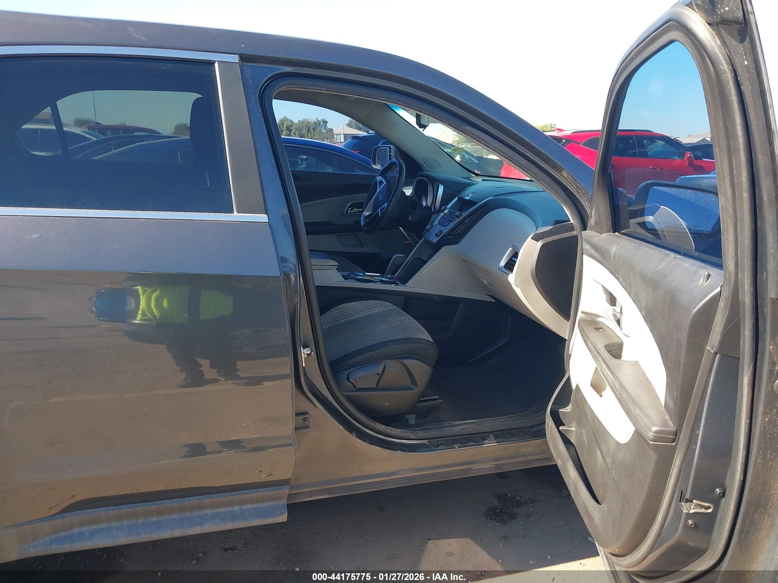 CHEVROLET EQUINOX image 5