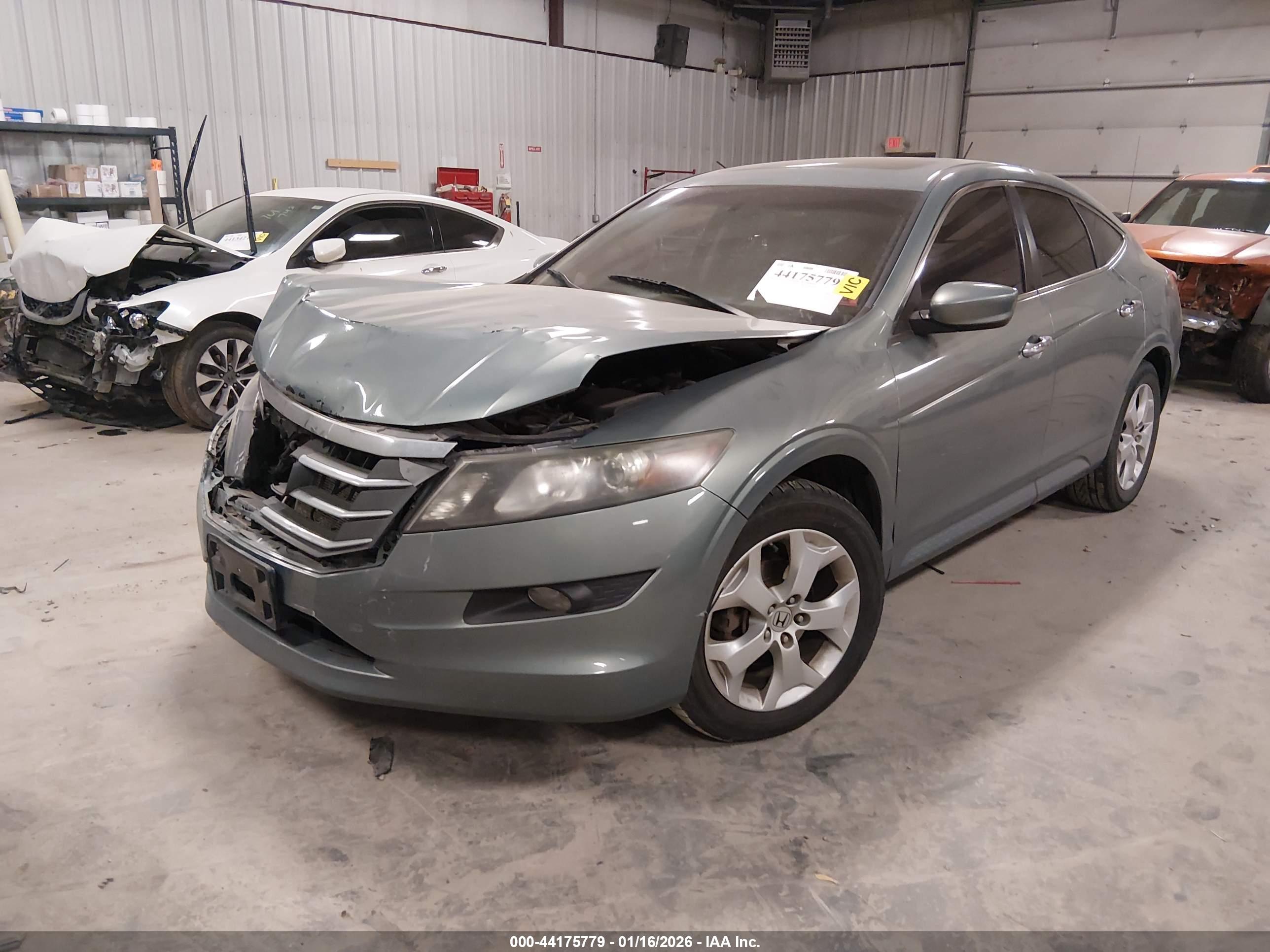 HONDA ACCORD image 2