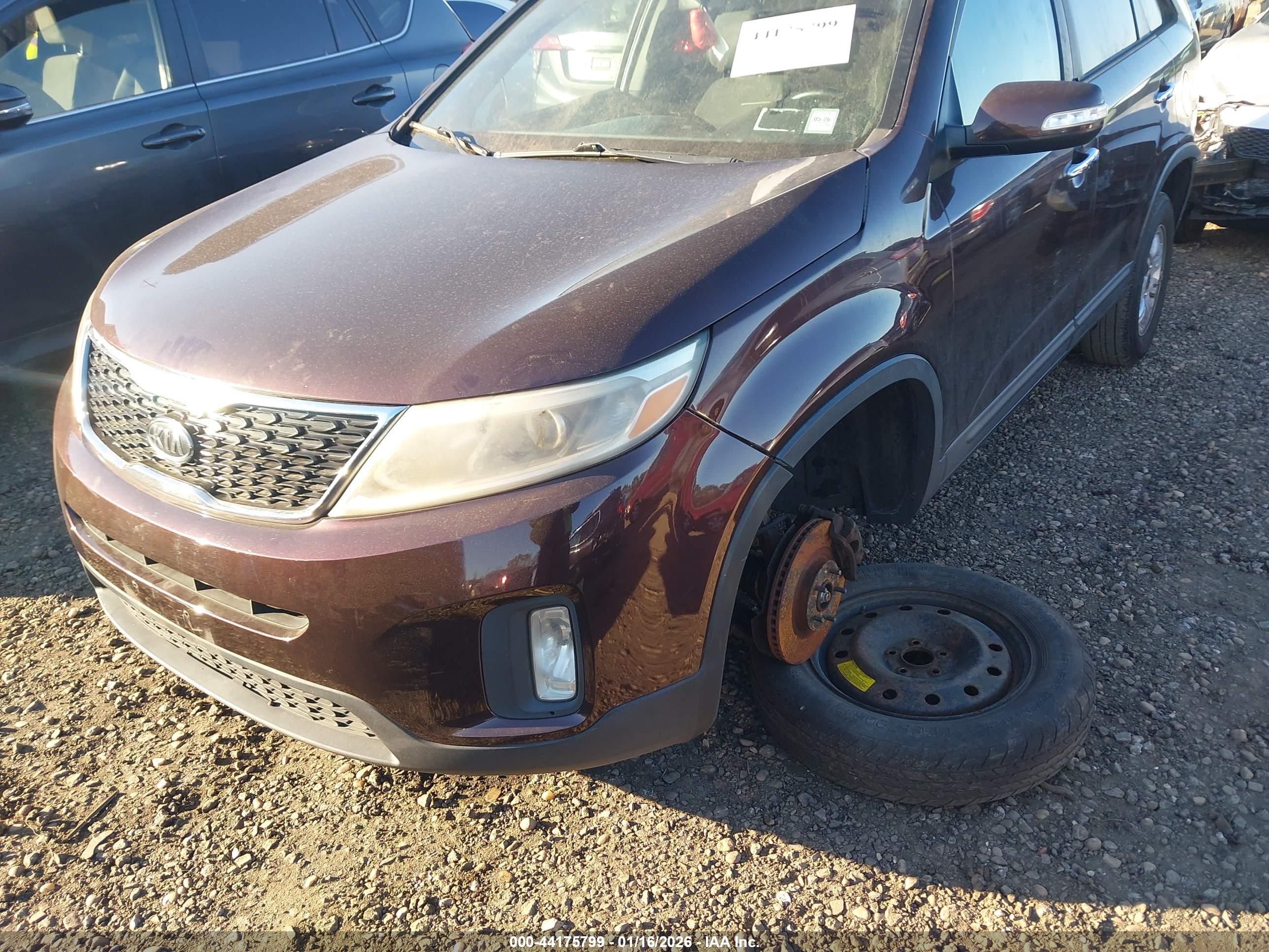 KIA SORENTO image 6
