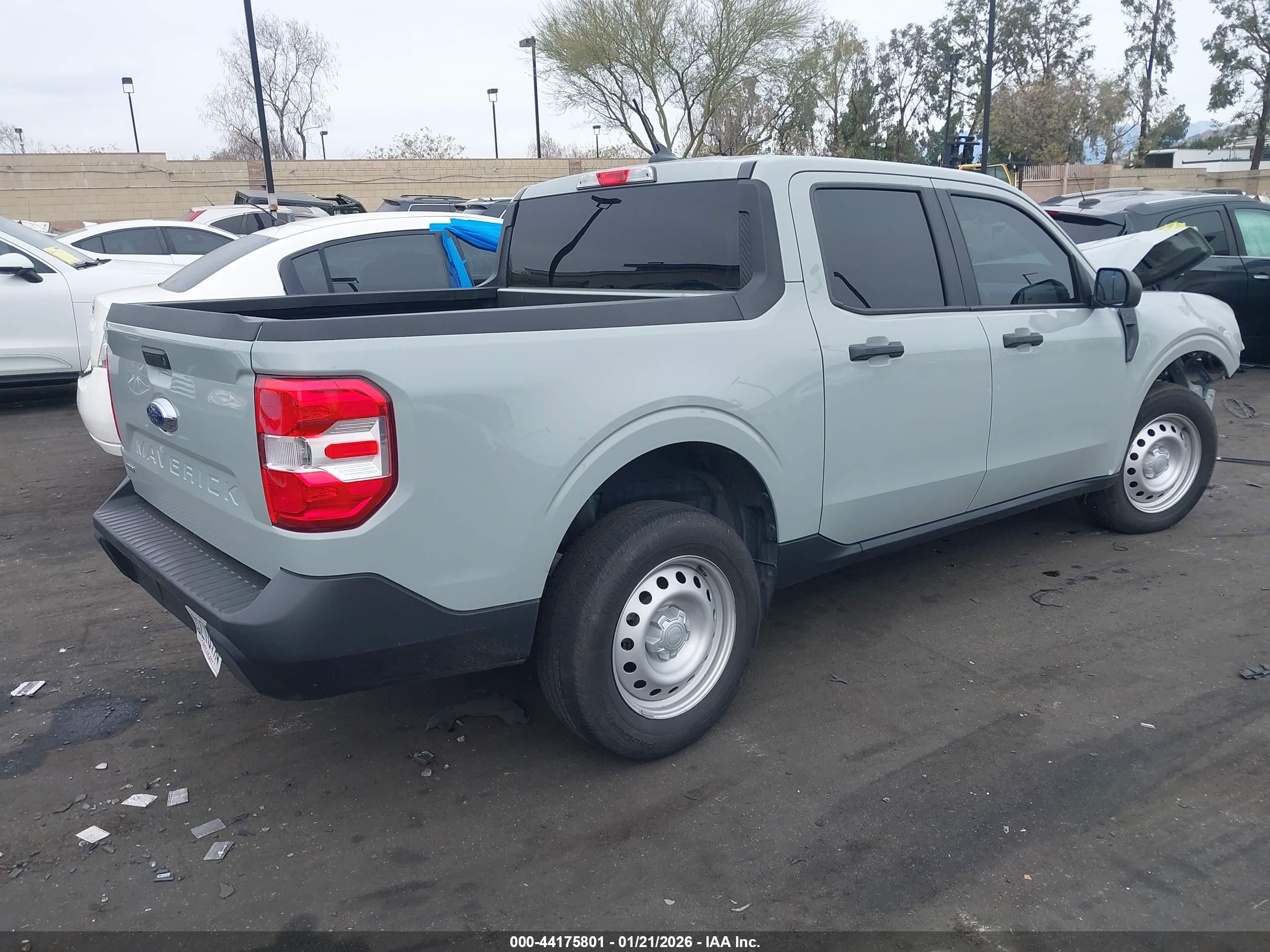 FORD MAVERICK image 4