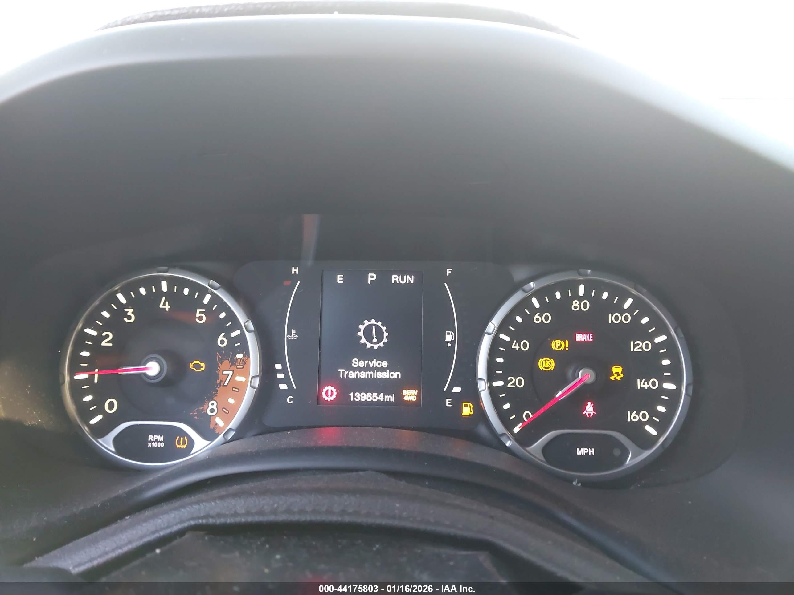JEEP RENEGADE image 7