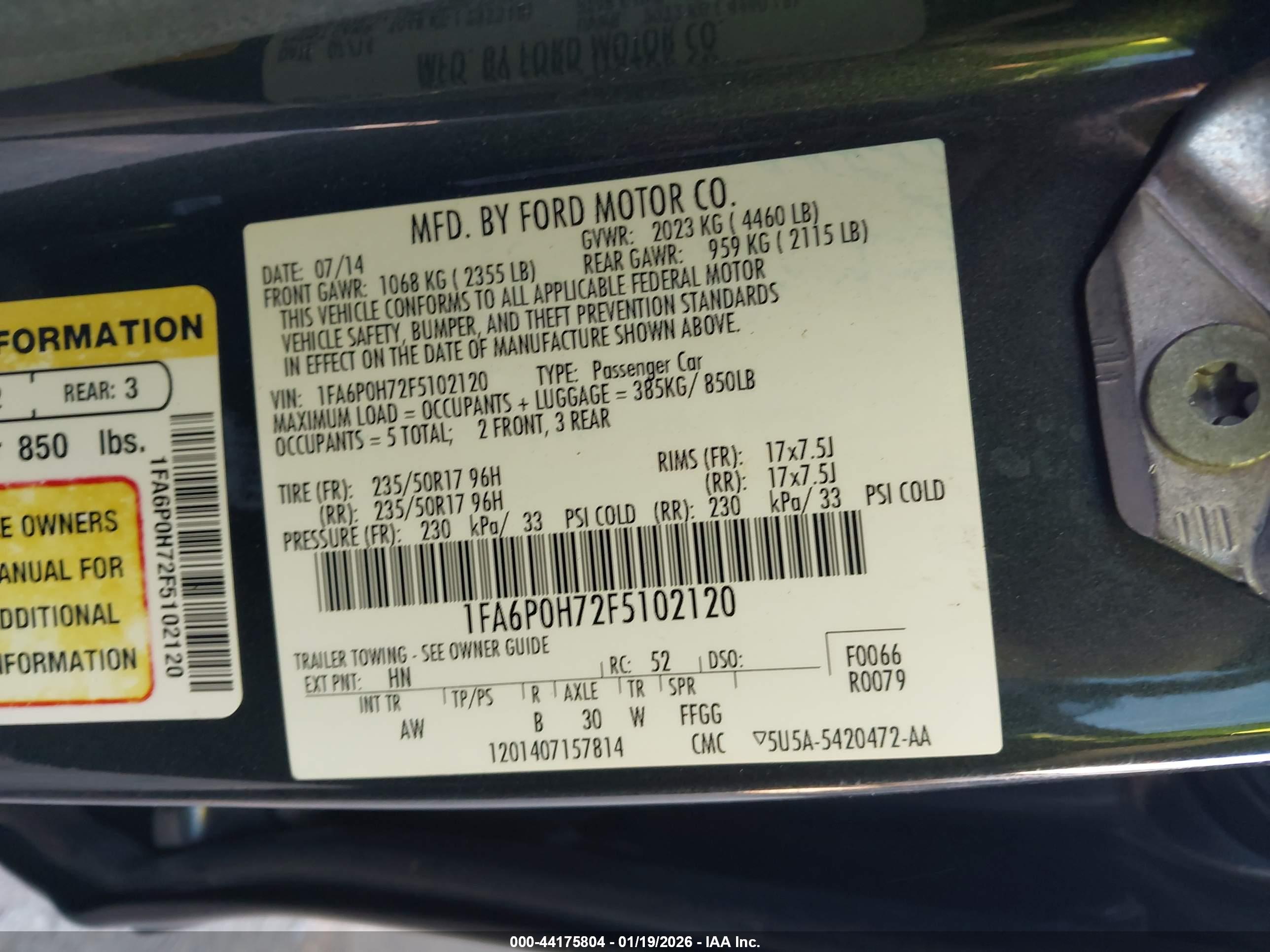 FORD FUSION image 9