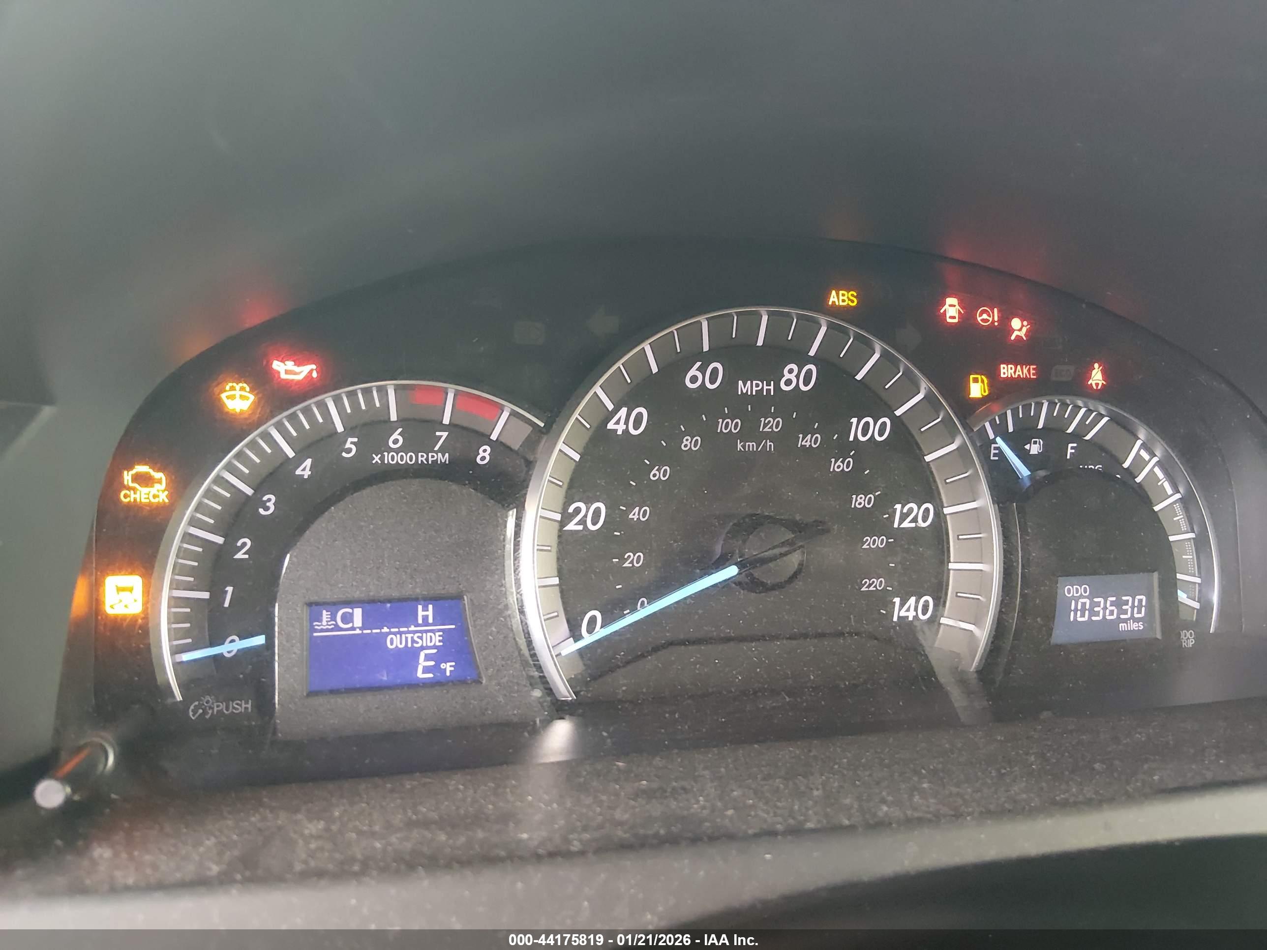 TOYOTA CAMRY image 7