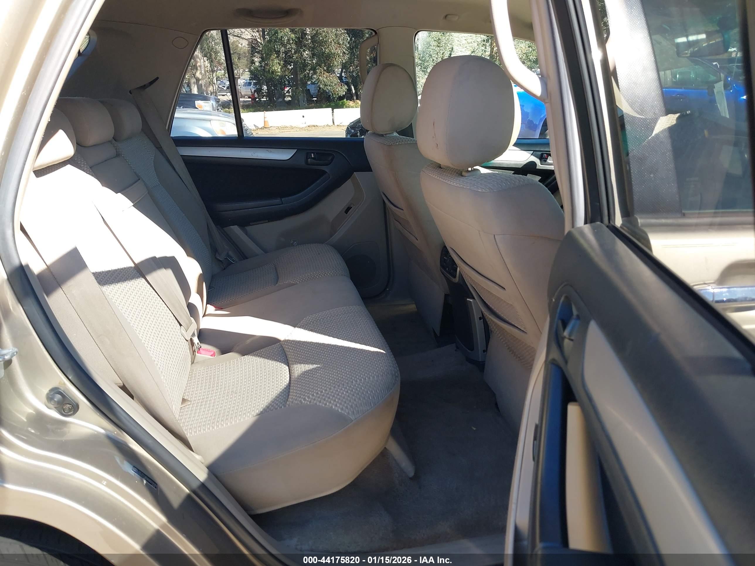 TOYOTA 4RUNNER image 8