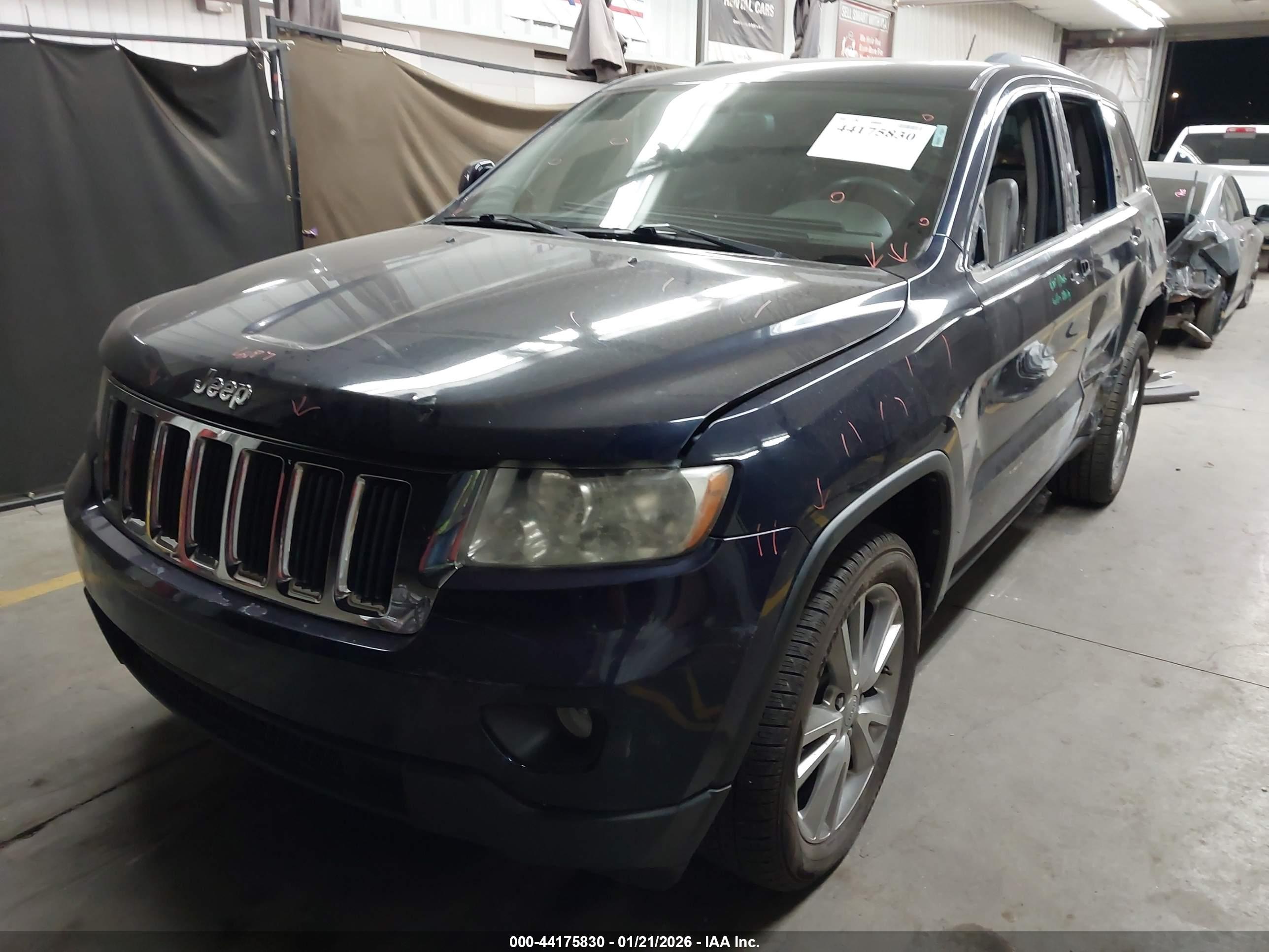 JEEP GRAND image 2