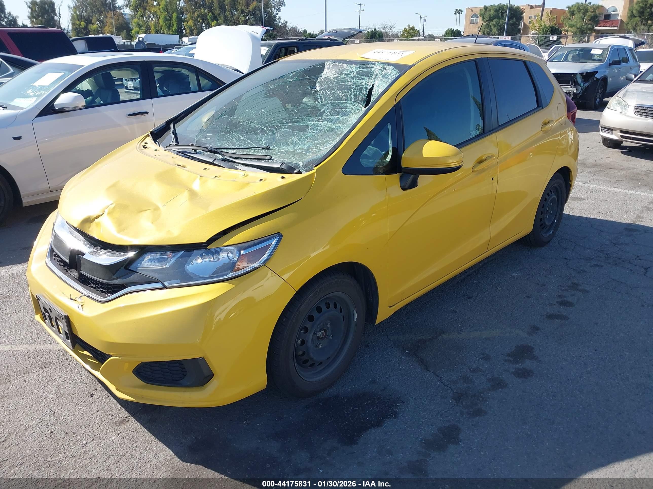 HONDA FIT image 2