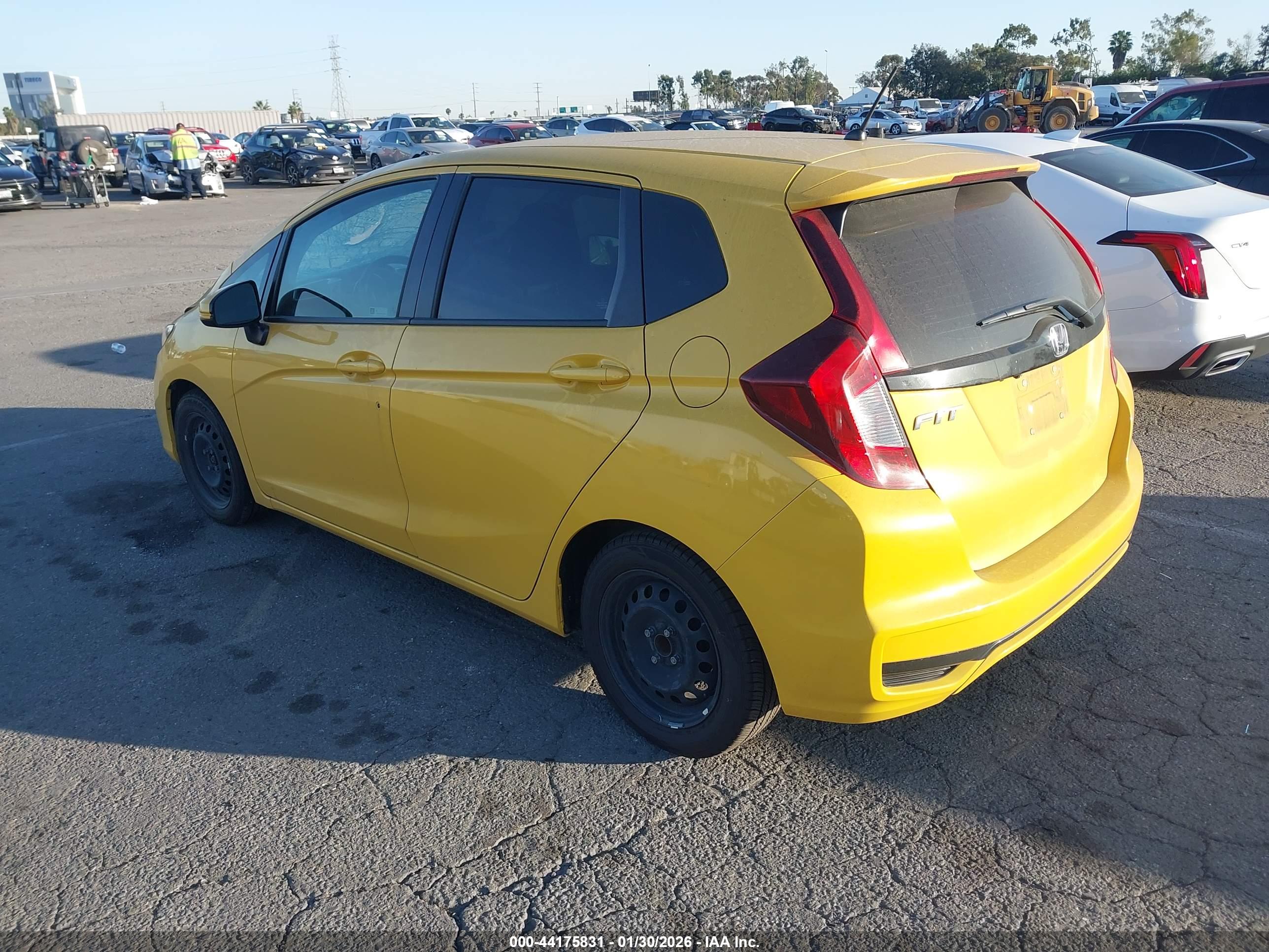 HONDA FIT image 3