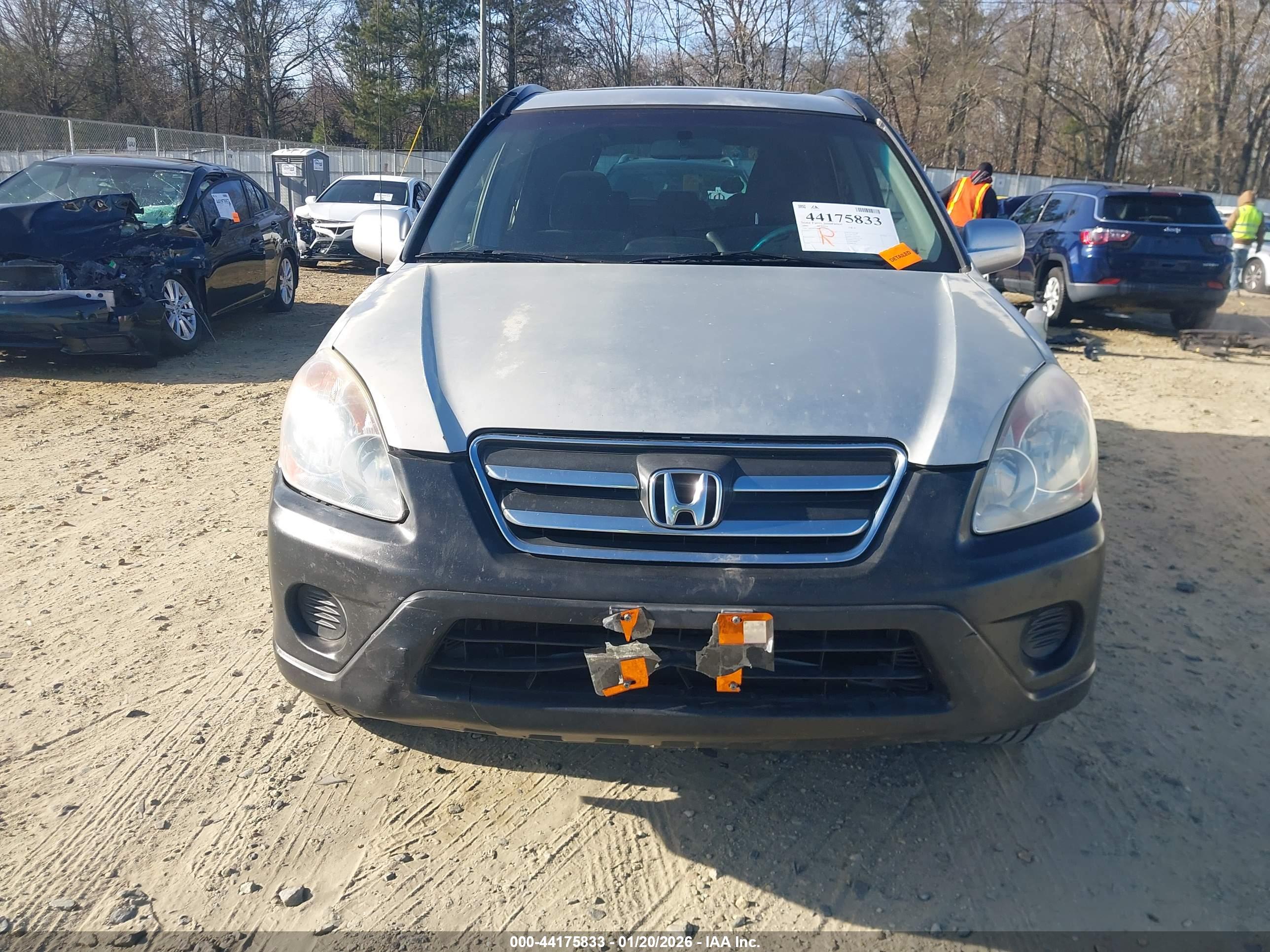 HONDA CR-V image 6