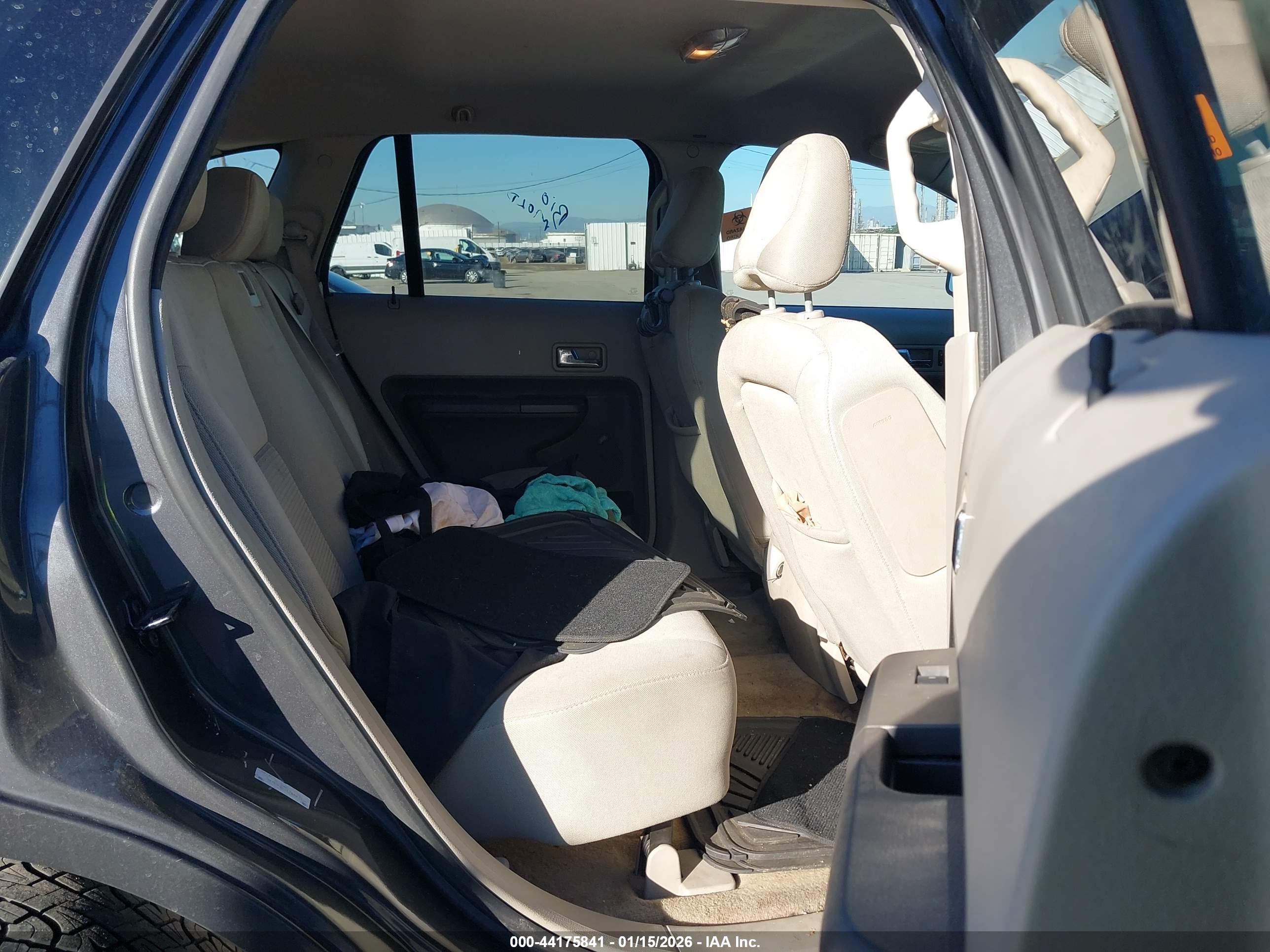 FORD EDGE image 8