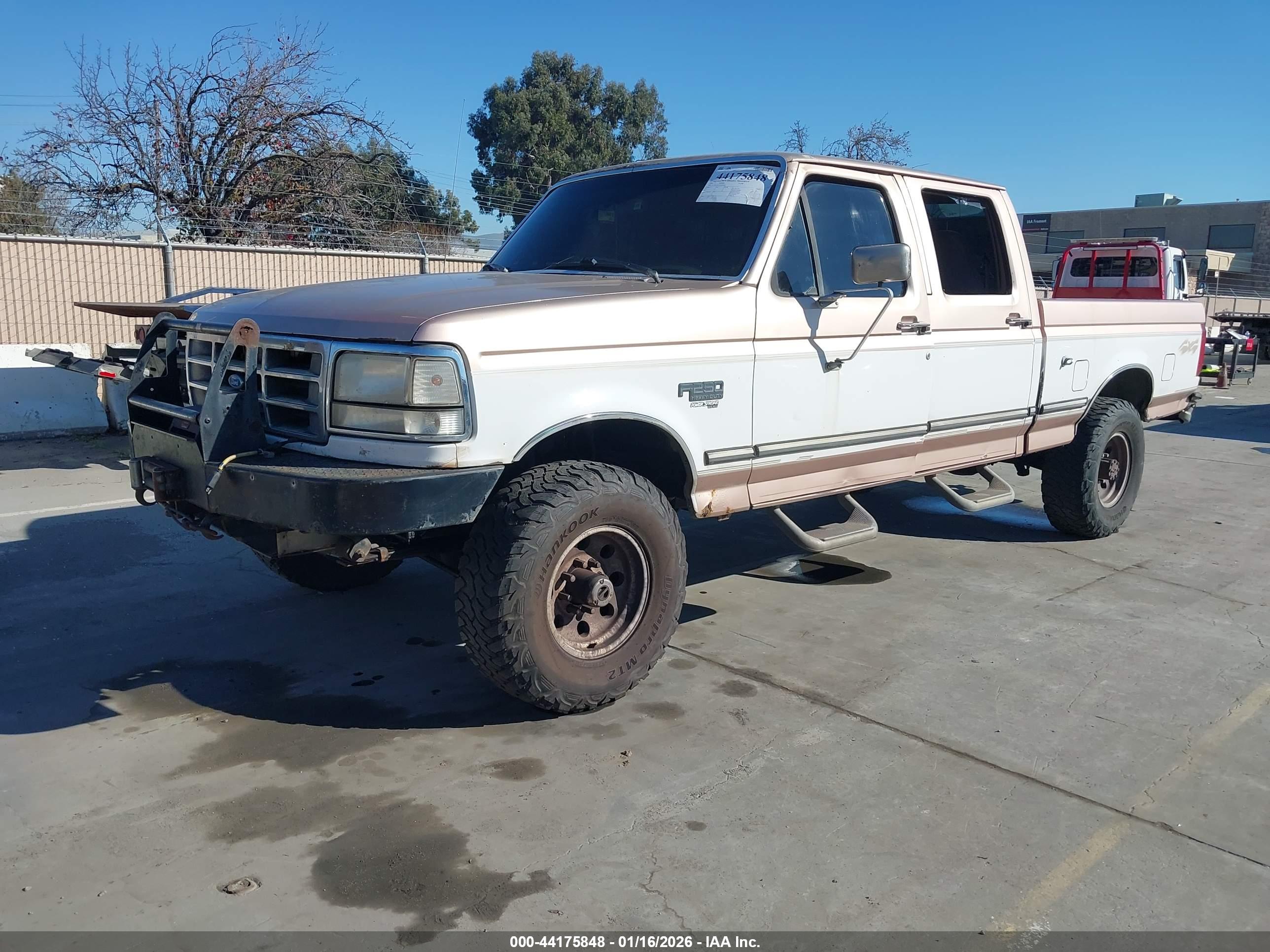 FORD F-250 image 2