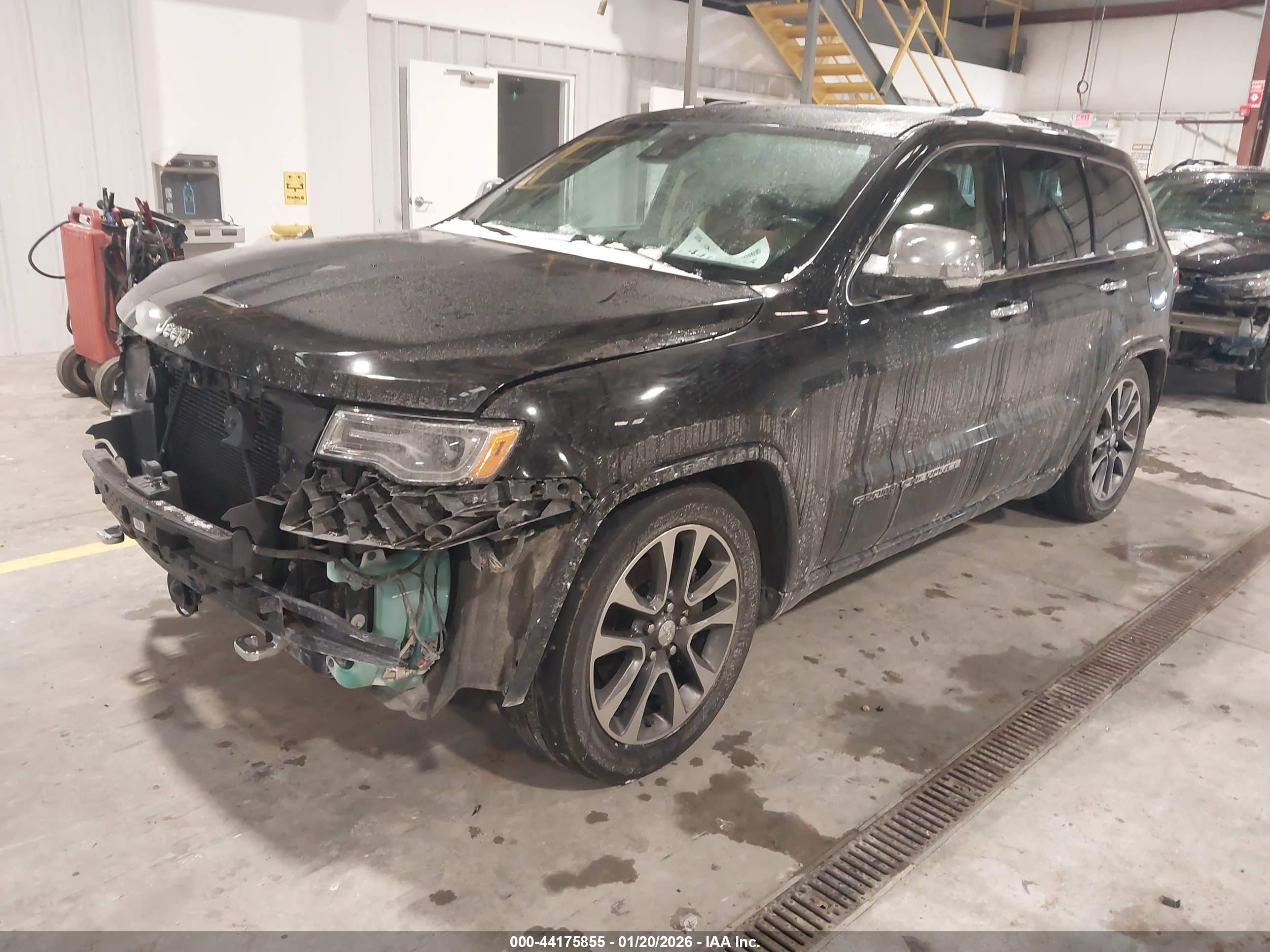 JEEP GRAND image 2