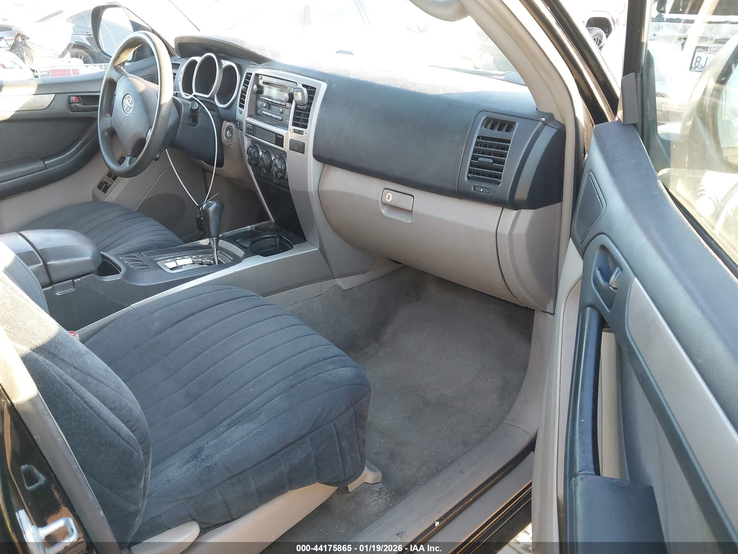 TOYOTA 4RUNNER image 5