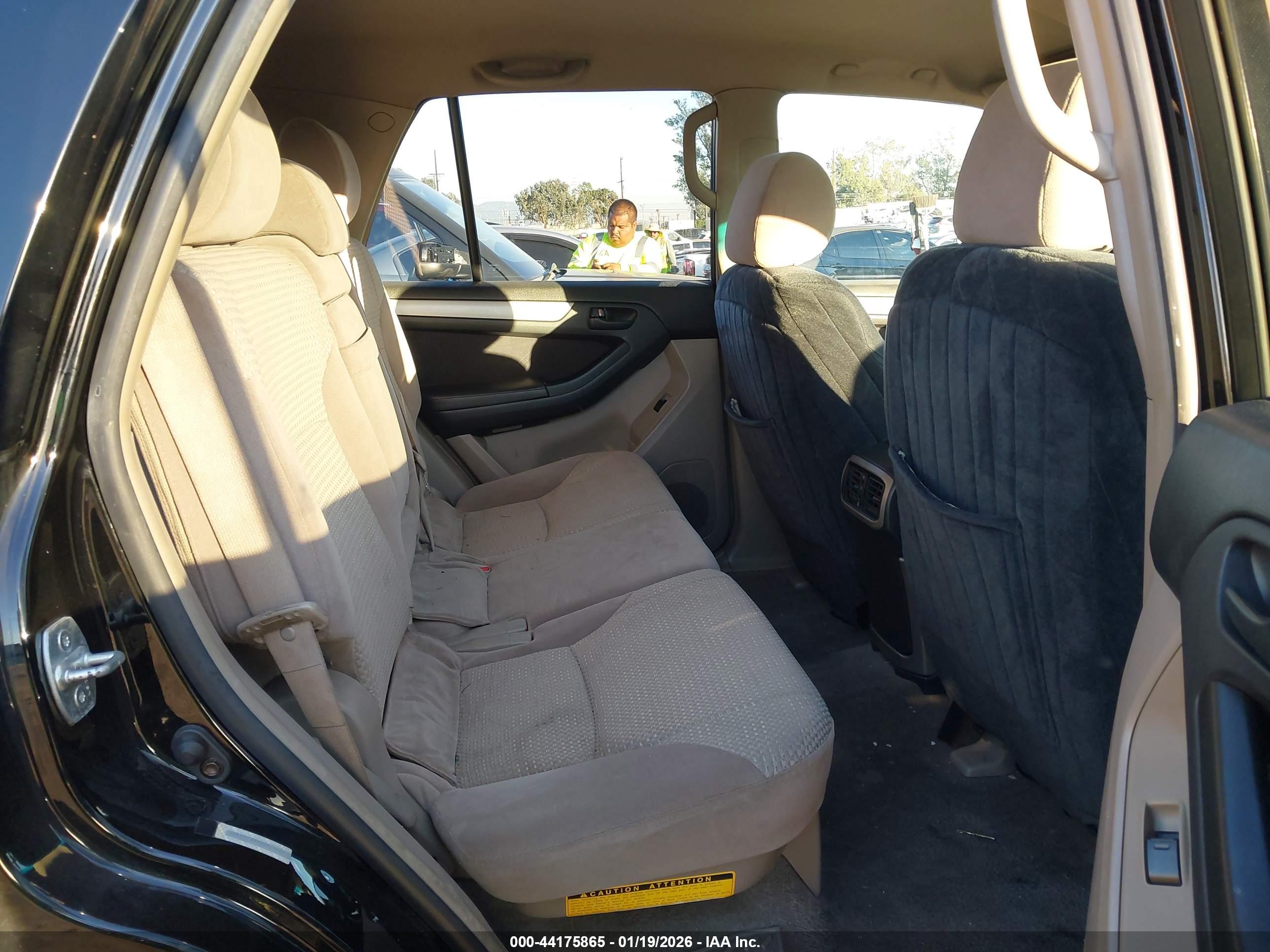 TOYOTA 4RUNNER image 8