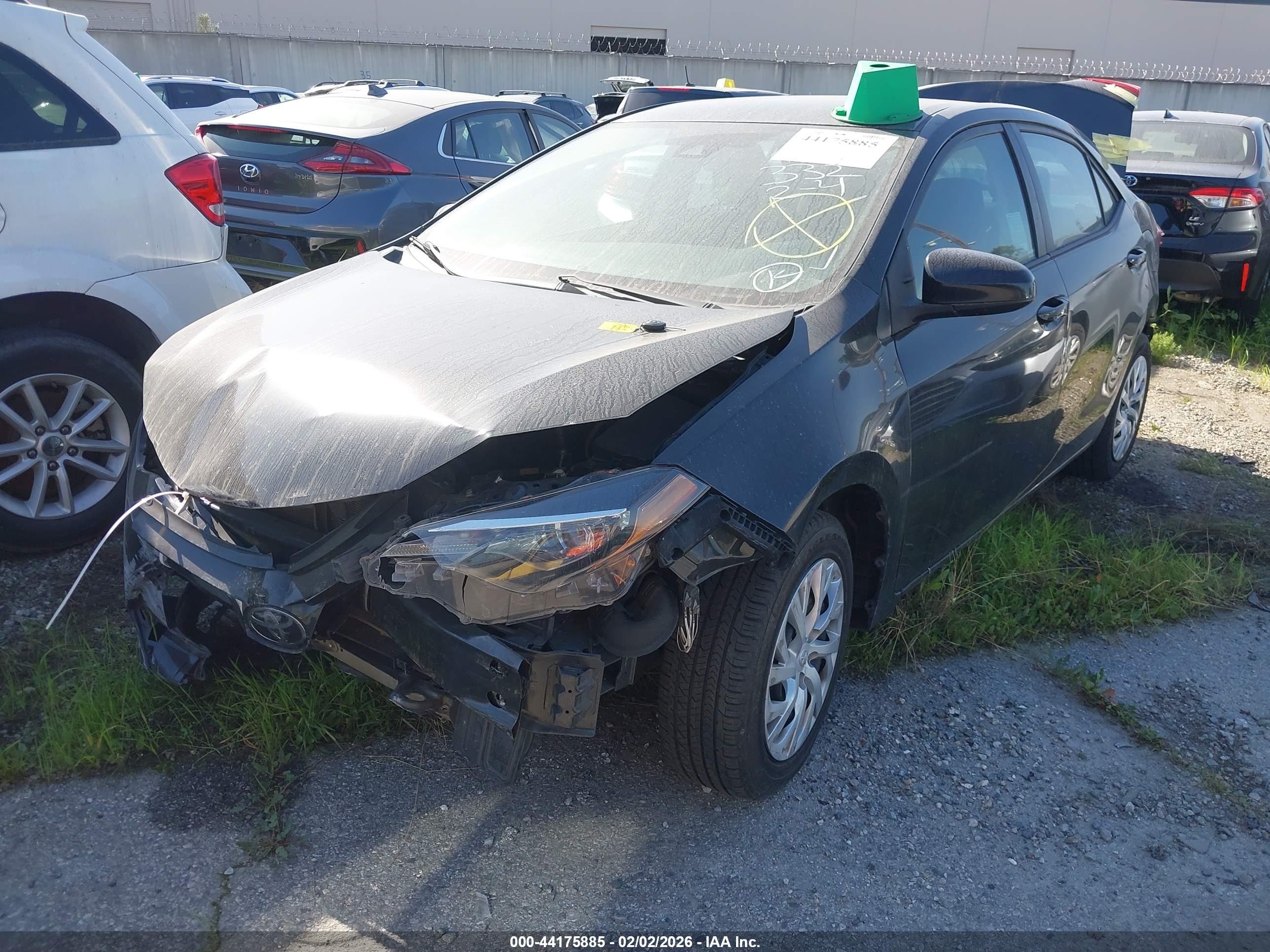 TOYOTA COROLLA image 2