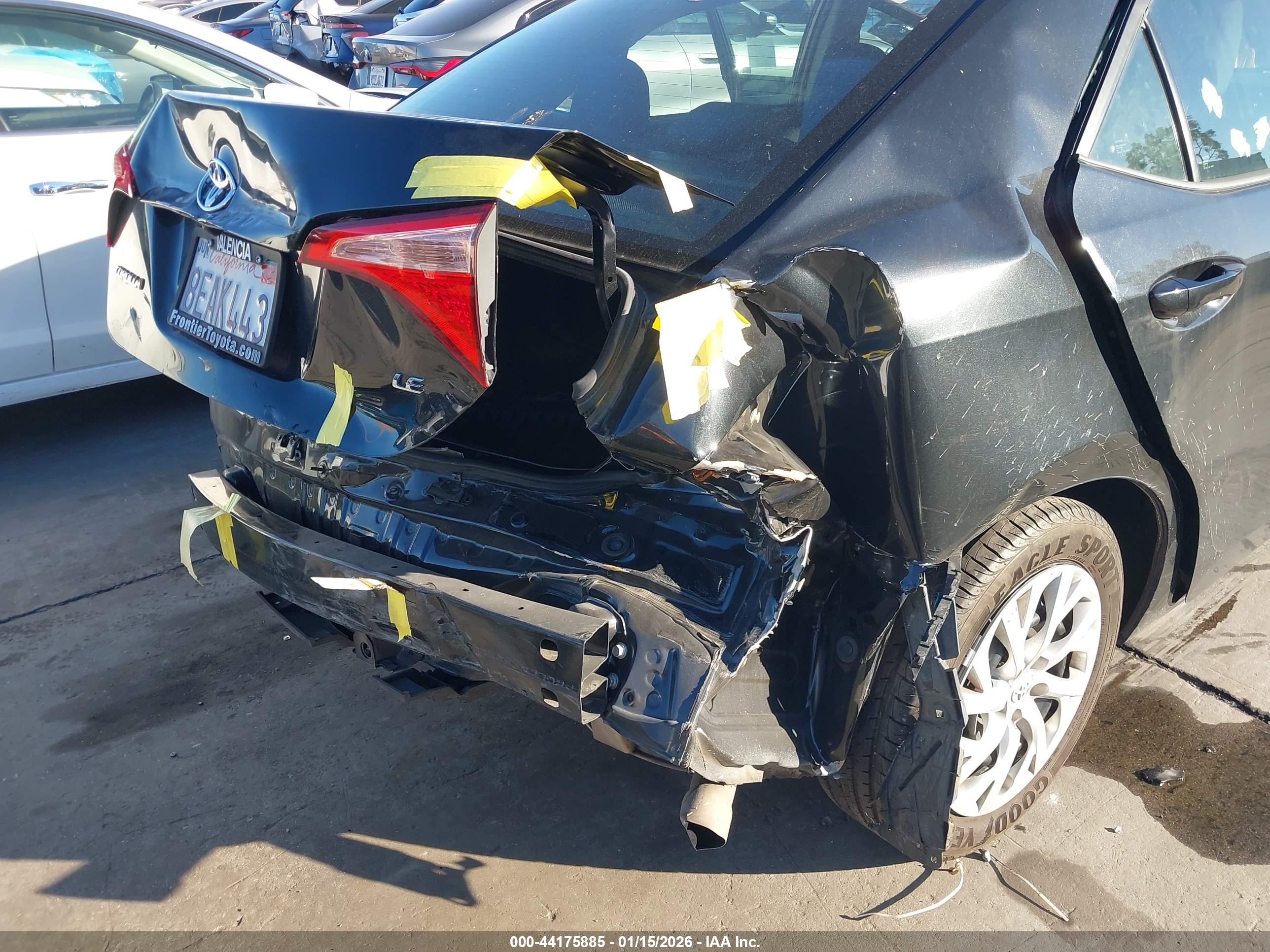TOYOTA COROLLA image 6