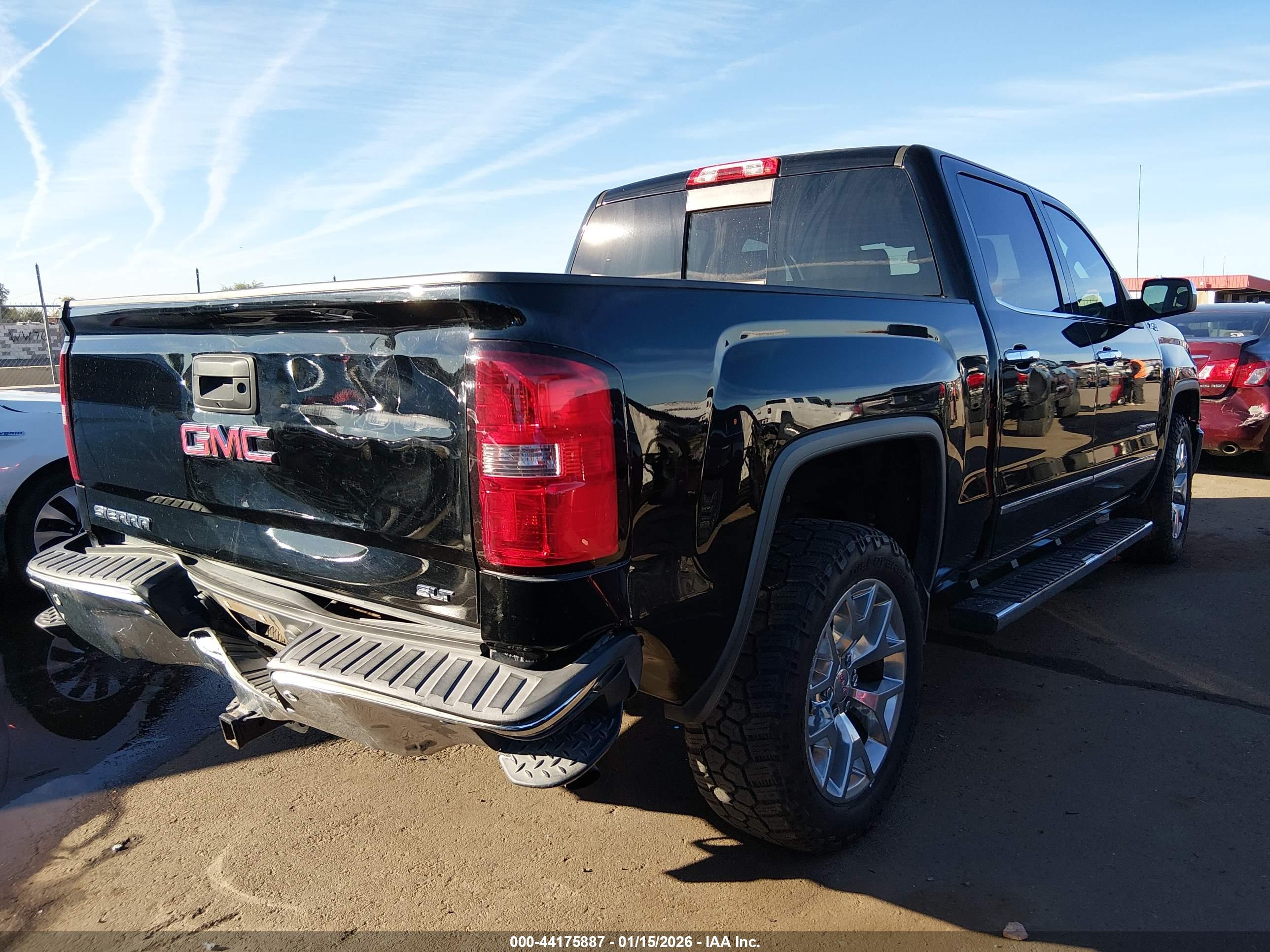 GMC SIERRA image 4