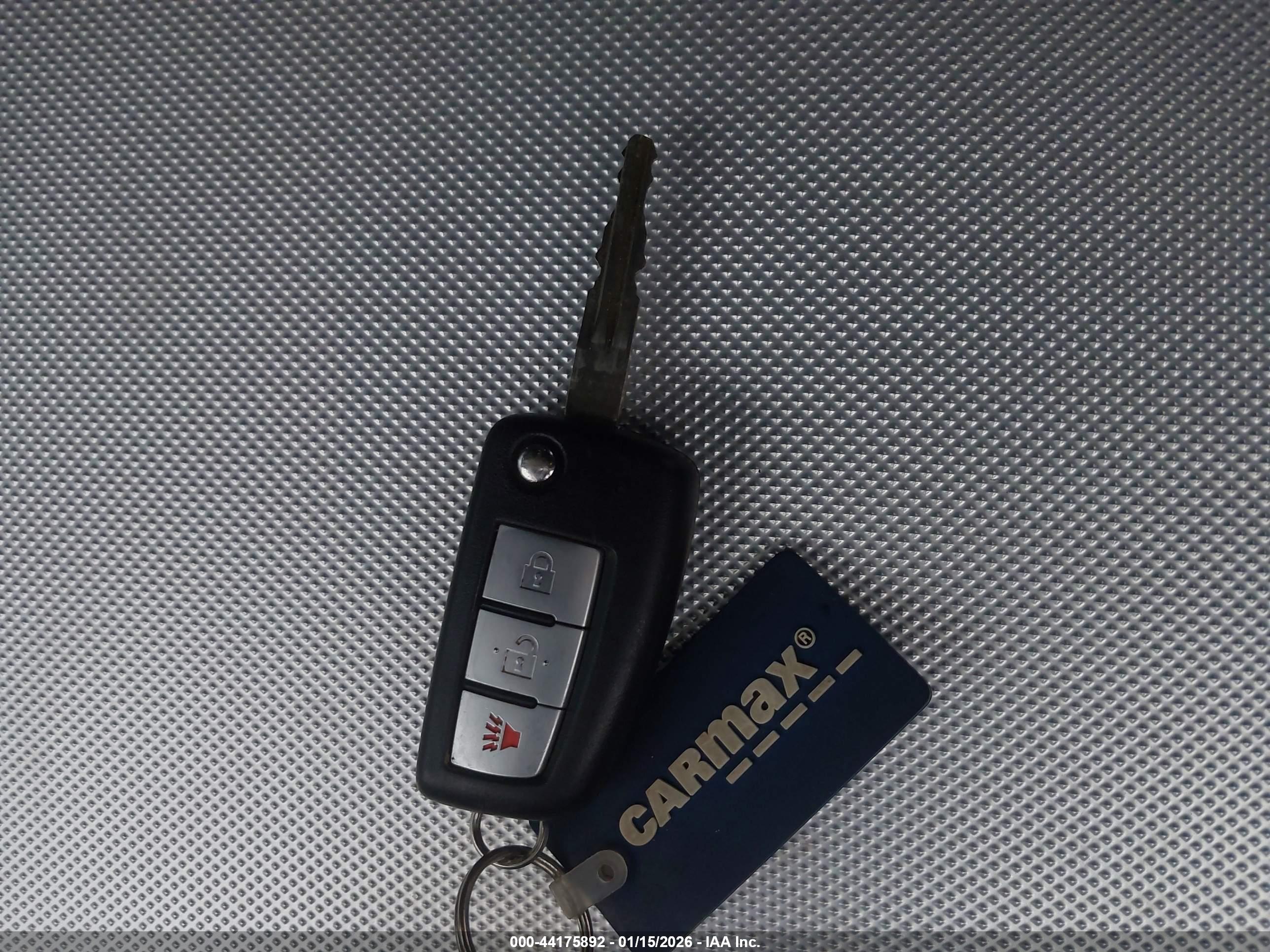 NISSAN ROGUE image 11