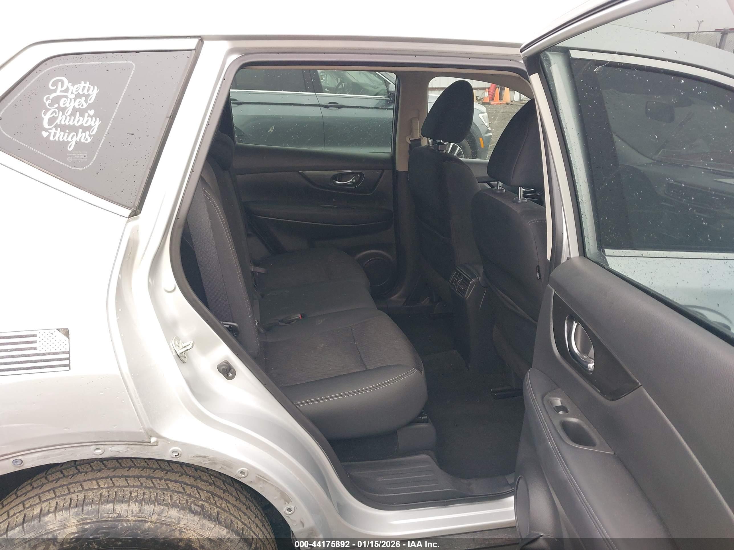 NISSAN ROGUE image 8