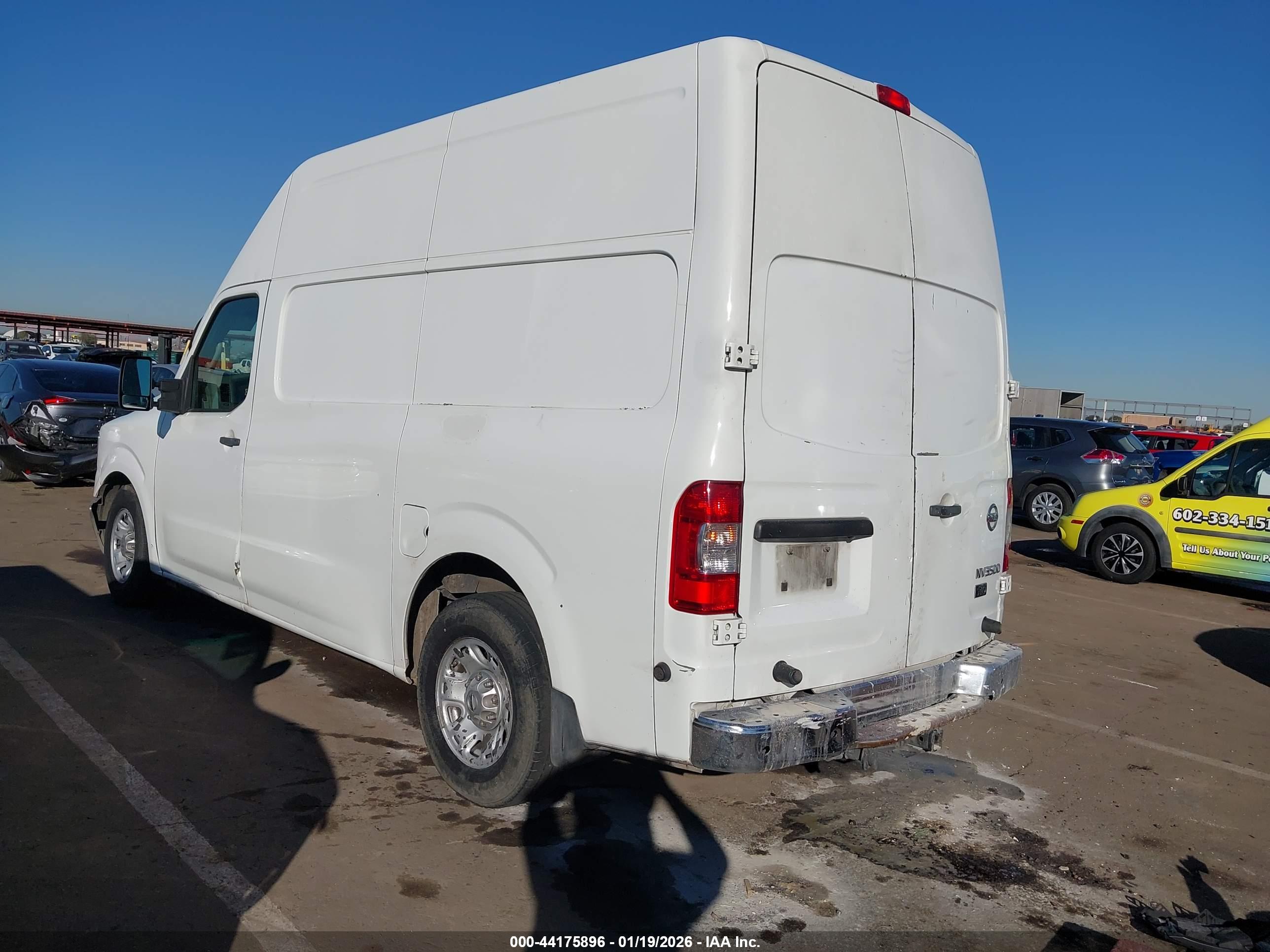 NISSAN NV image 3