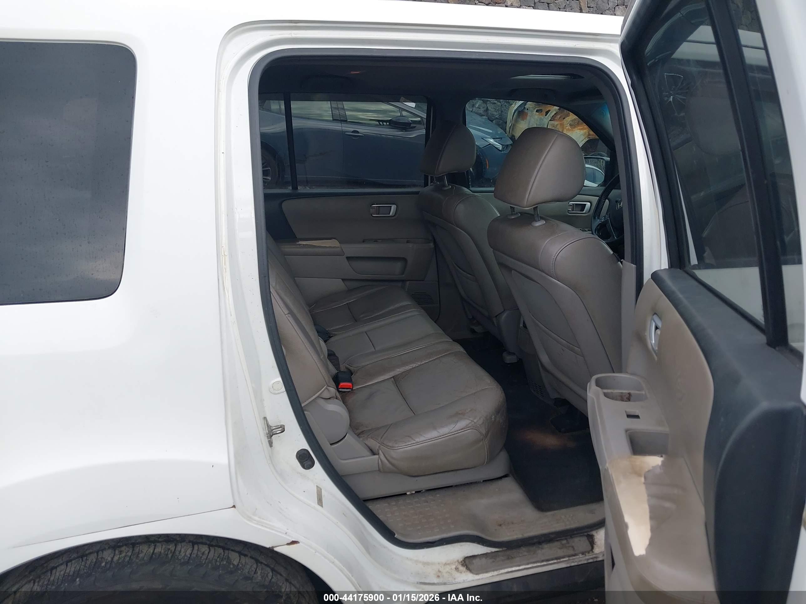 HONDA PILOT image 8