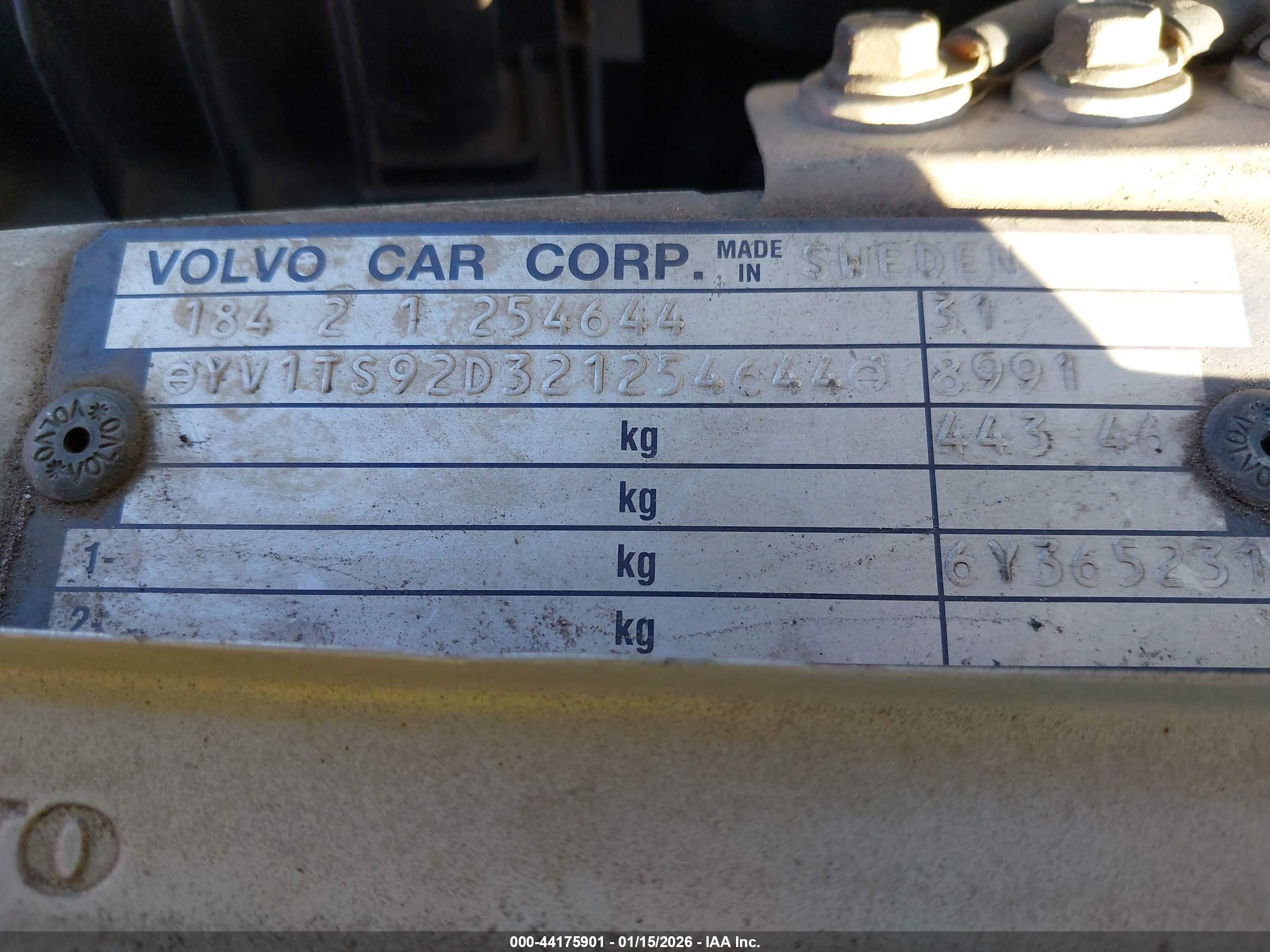 VOLVO S80 image 9