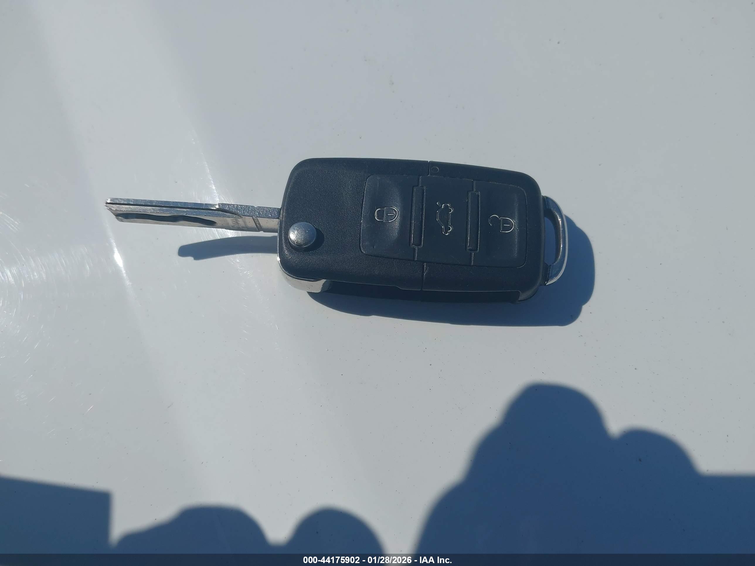 VOLKSWAGEN NEW image 11