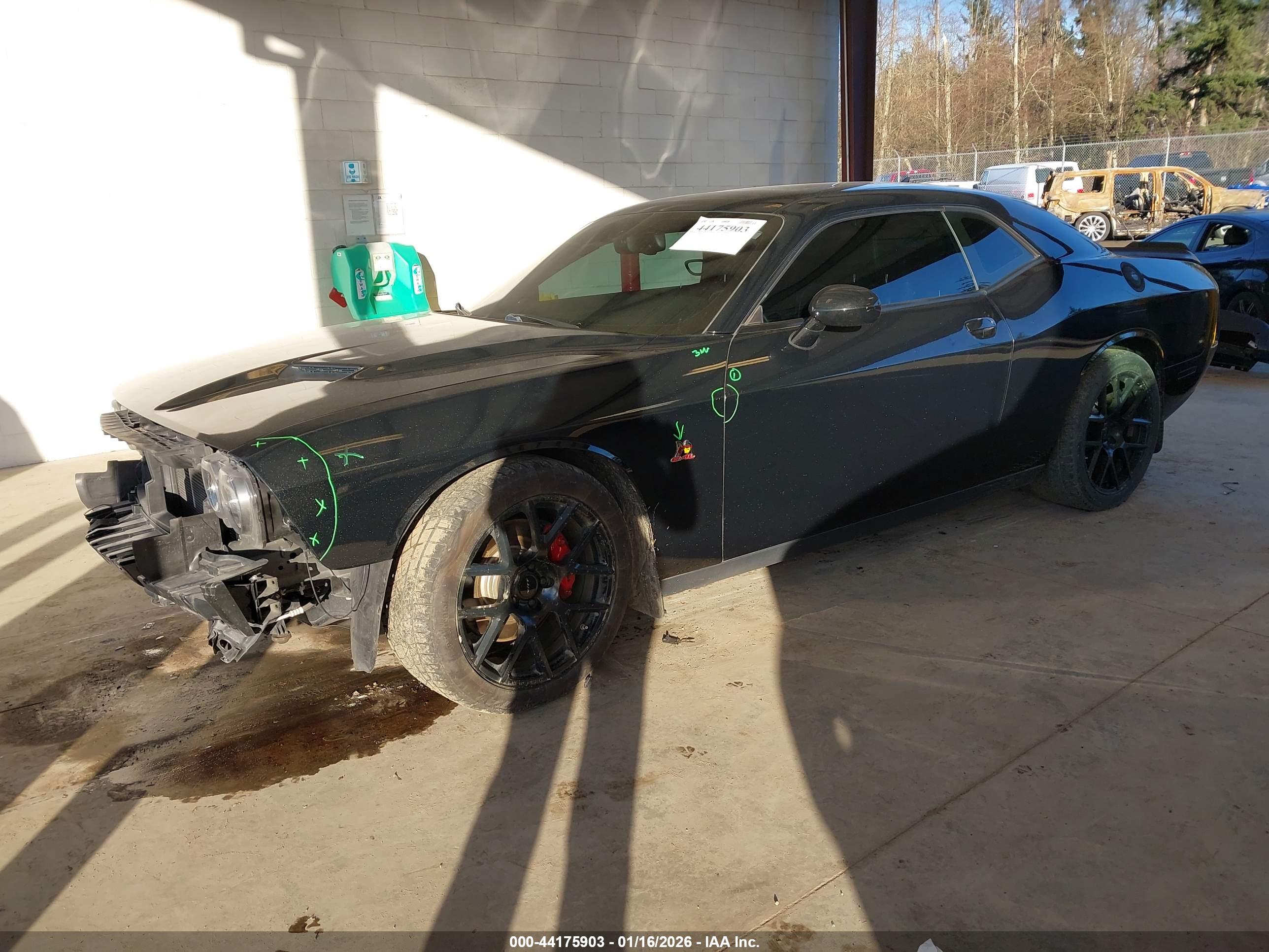 DODGE CHALLENGER image 2