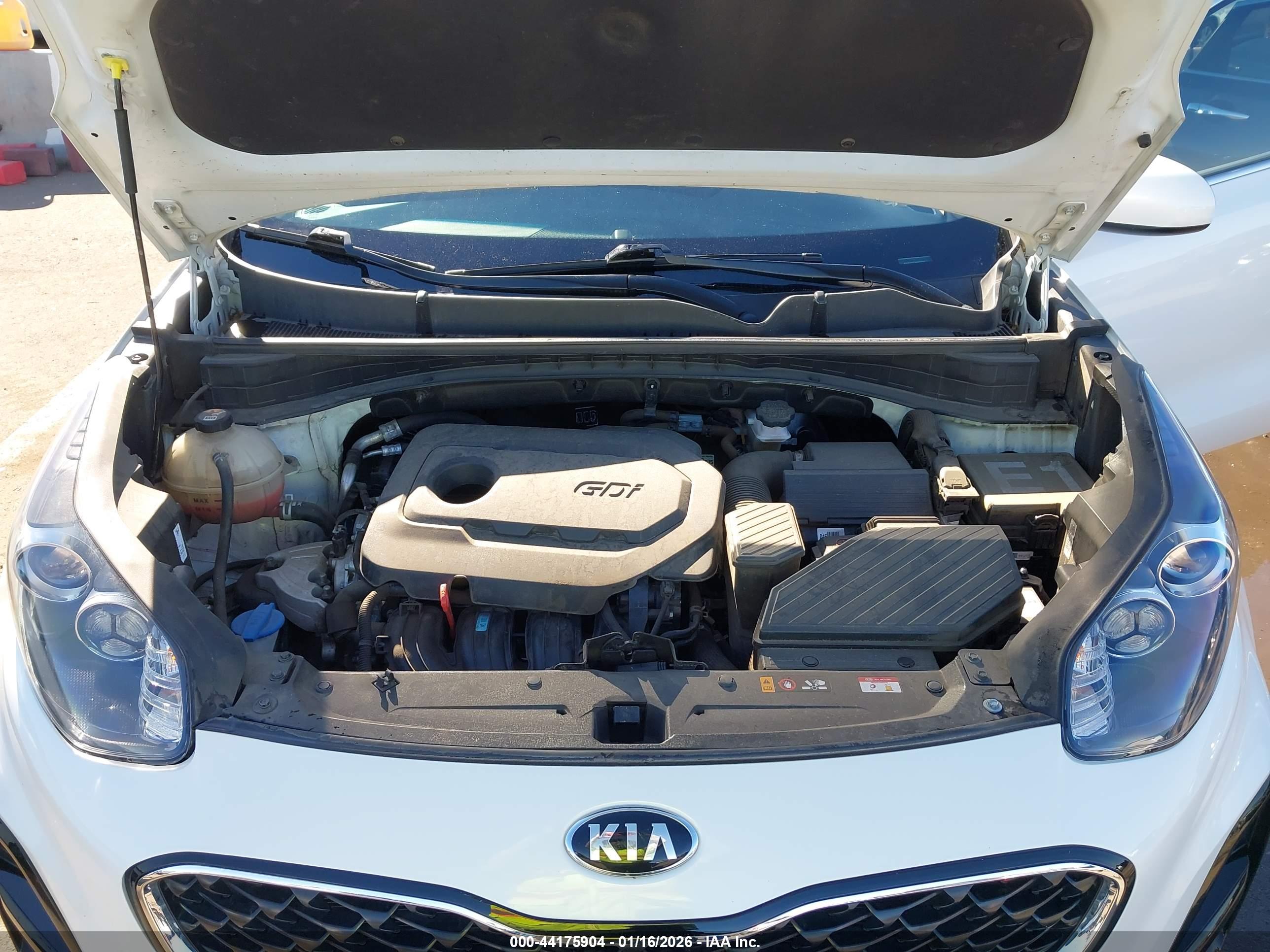 KIA SPORTAGE image 10