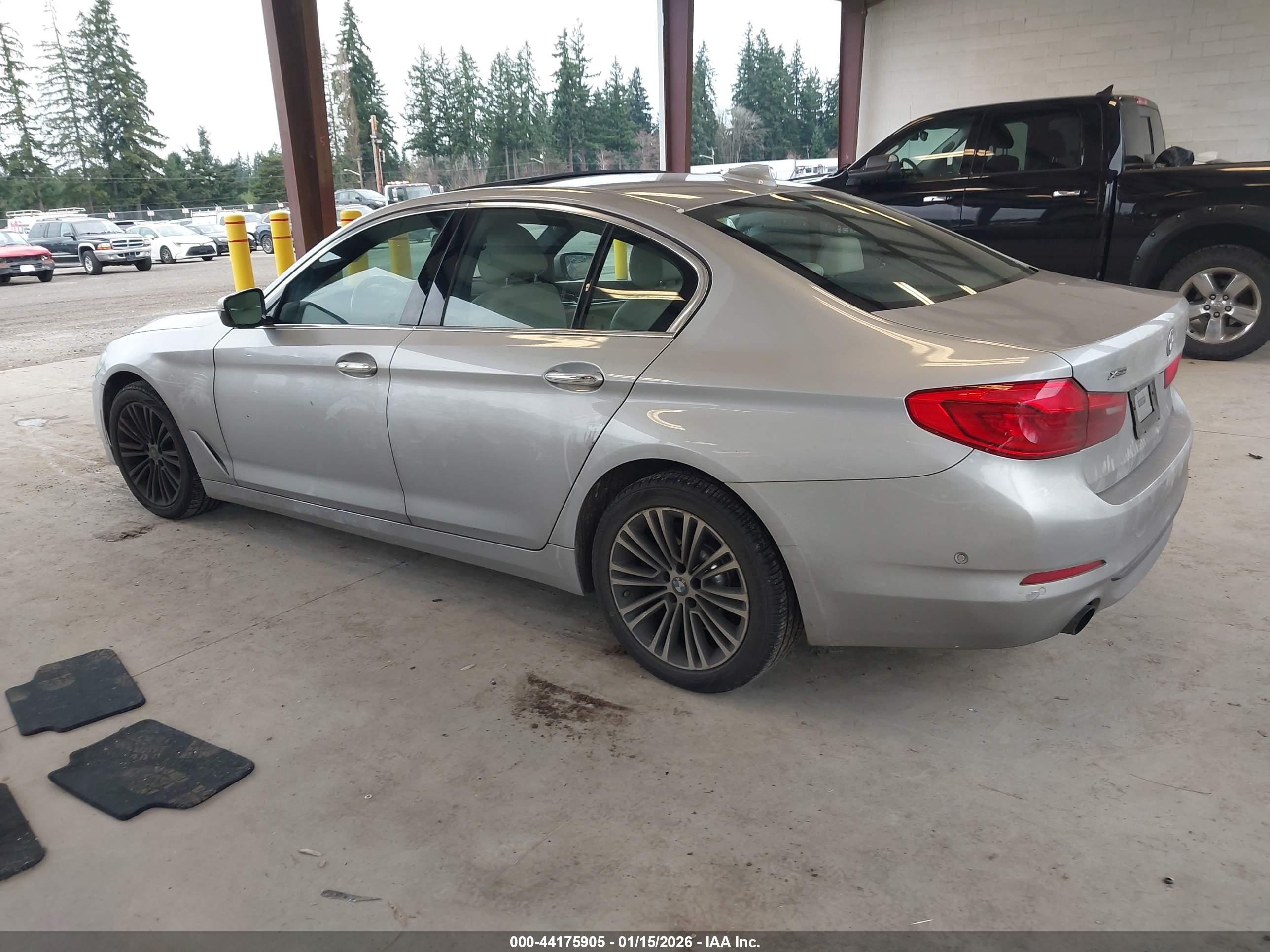 BMW 530I image 3