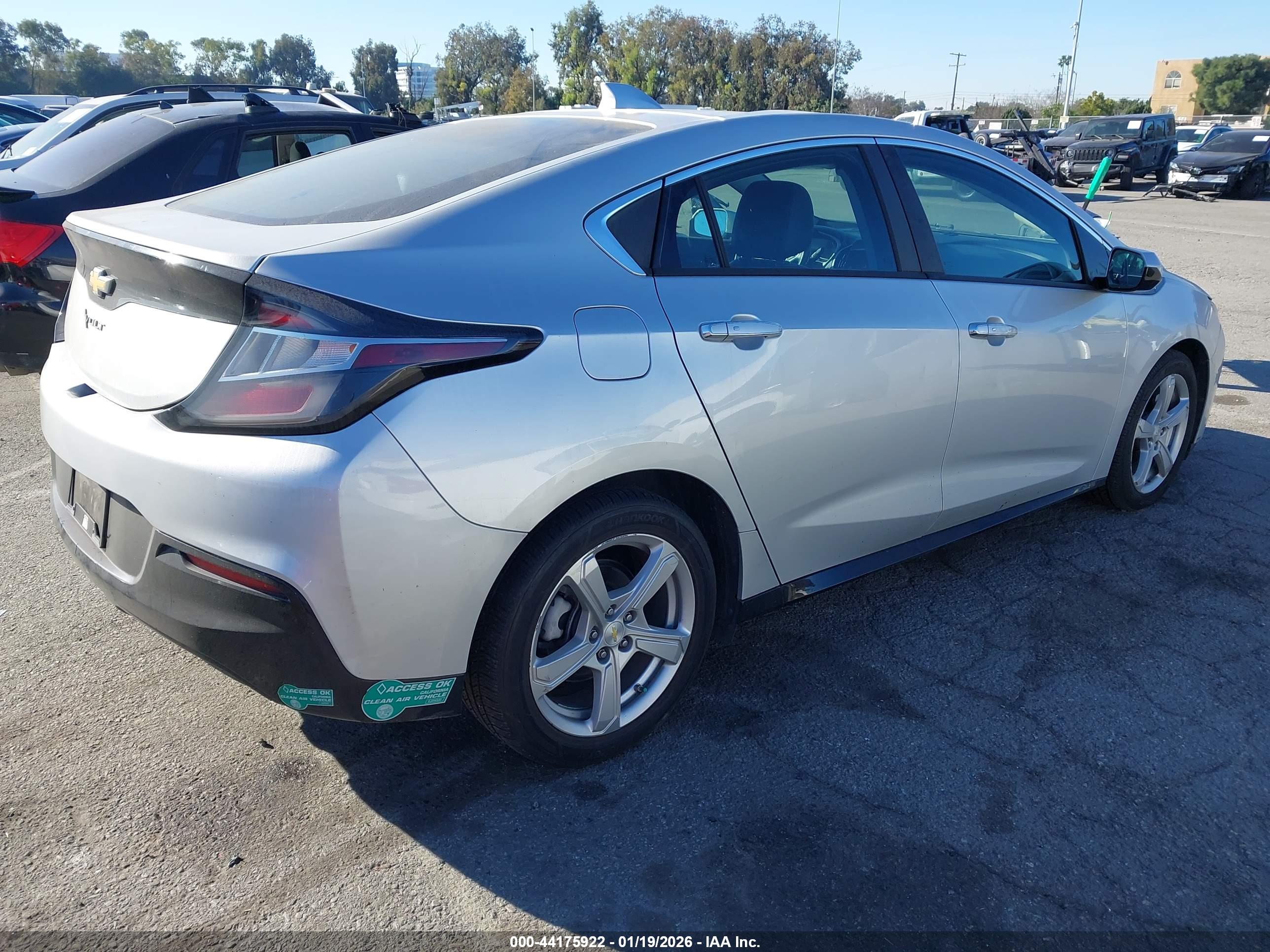 CHEVROLET VOLT image 4