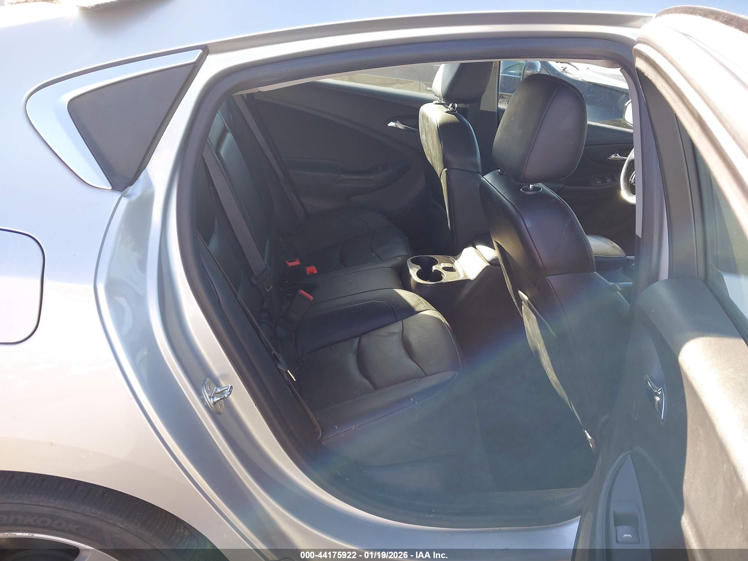 CHEVROLET VOLT image 8