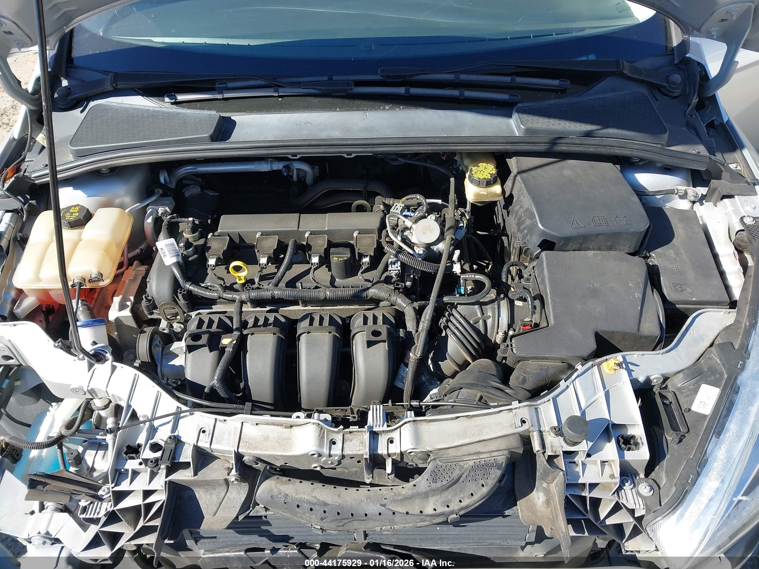 FORD FOCUS image 10