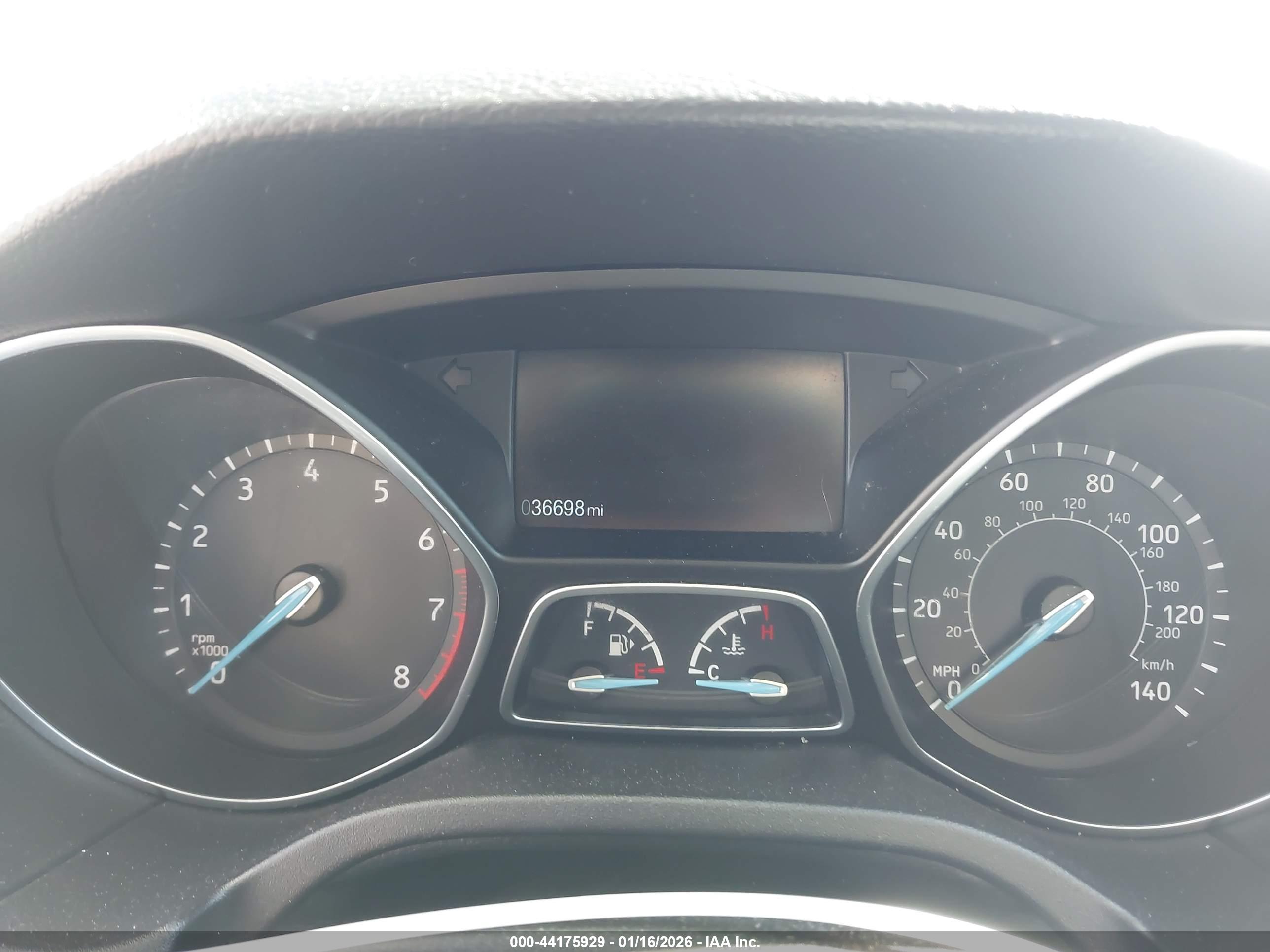 FORD FOCUS image 7