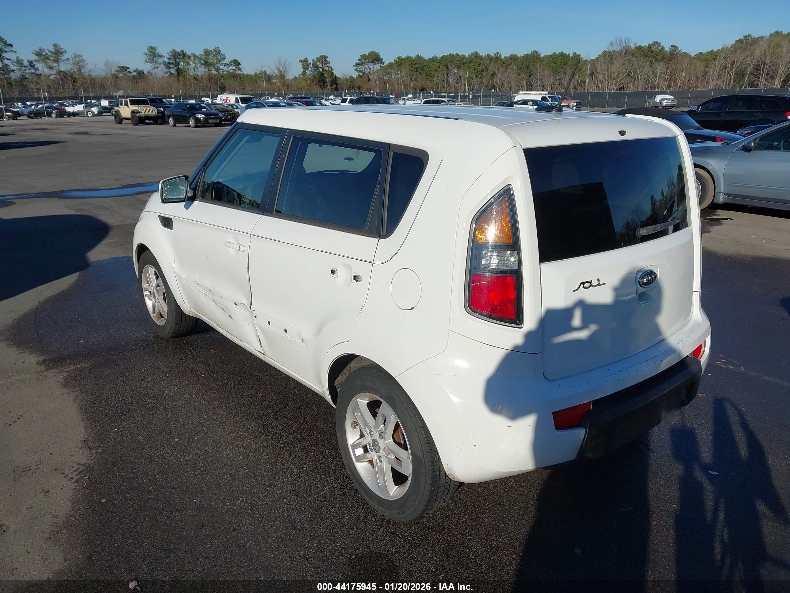 KIA SOUL image 3