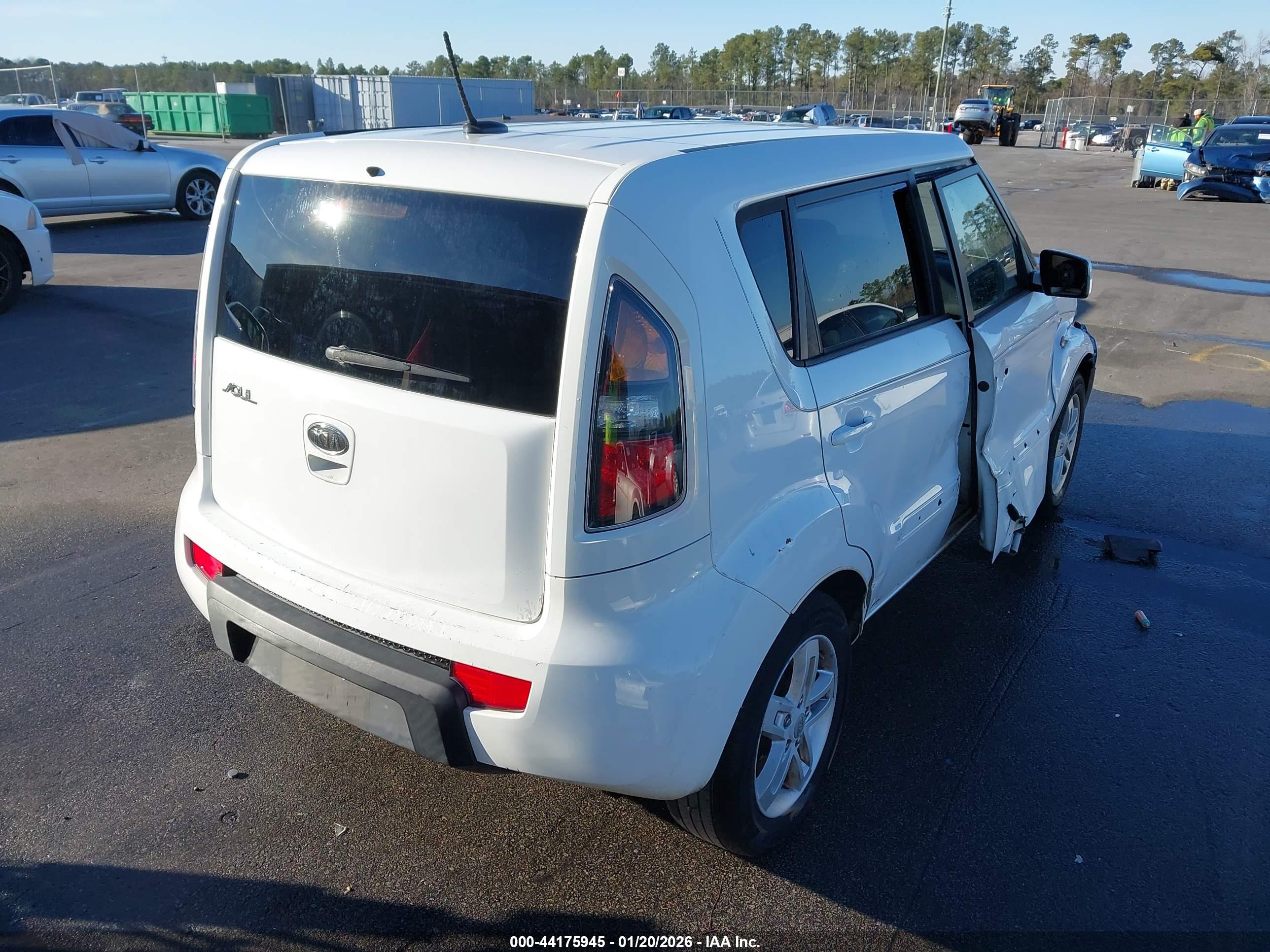 KIA SOUL image 4
