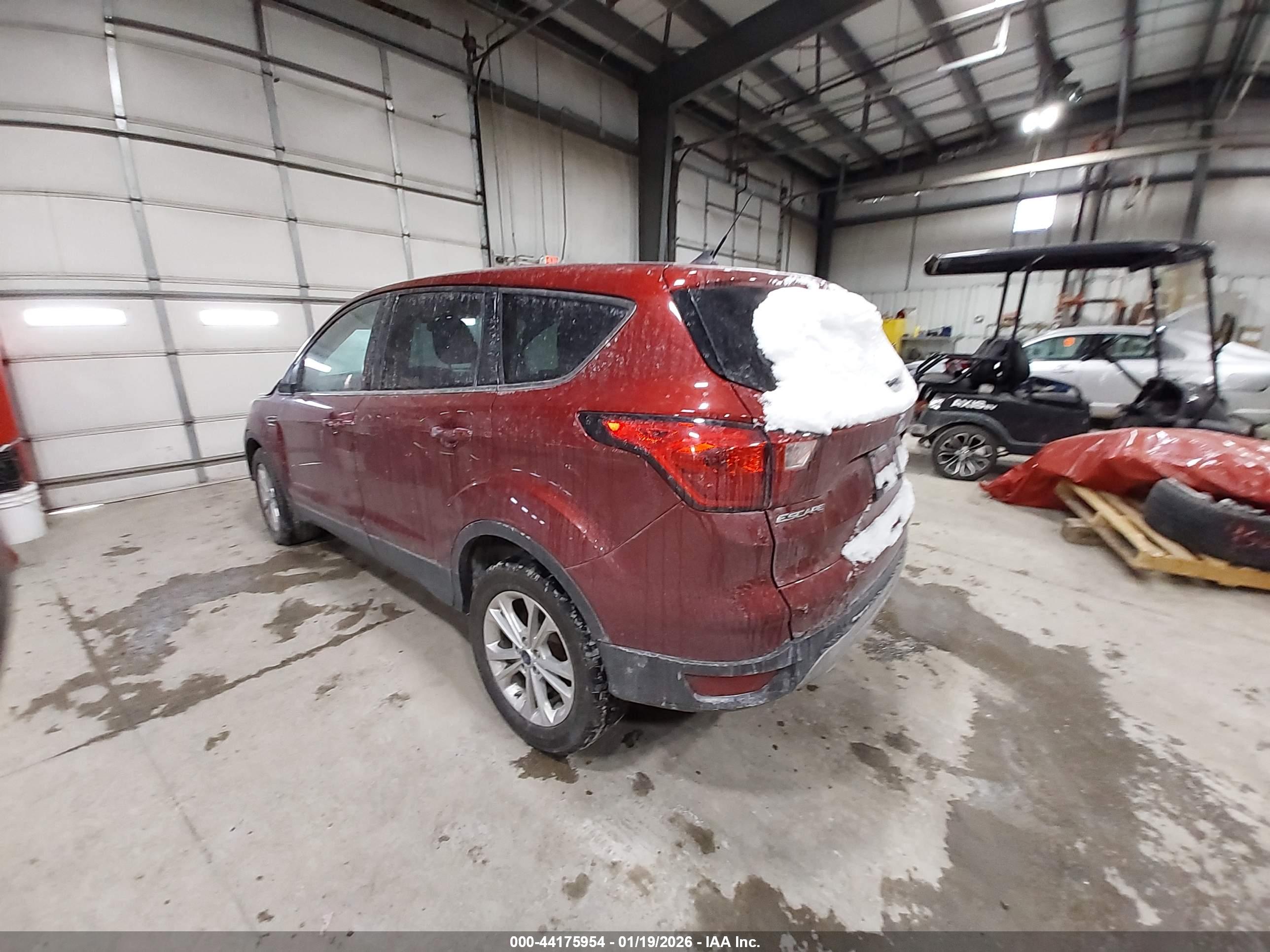 FORD ESCAPE image 3