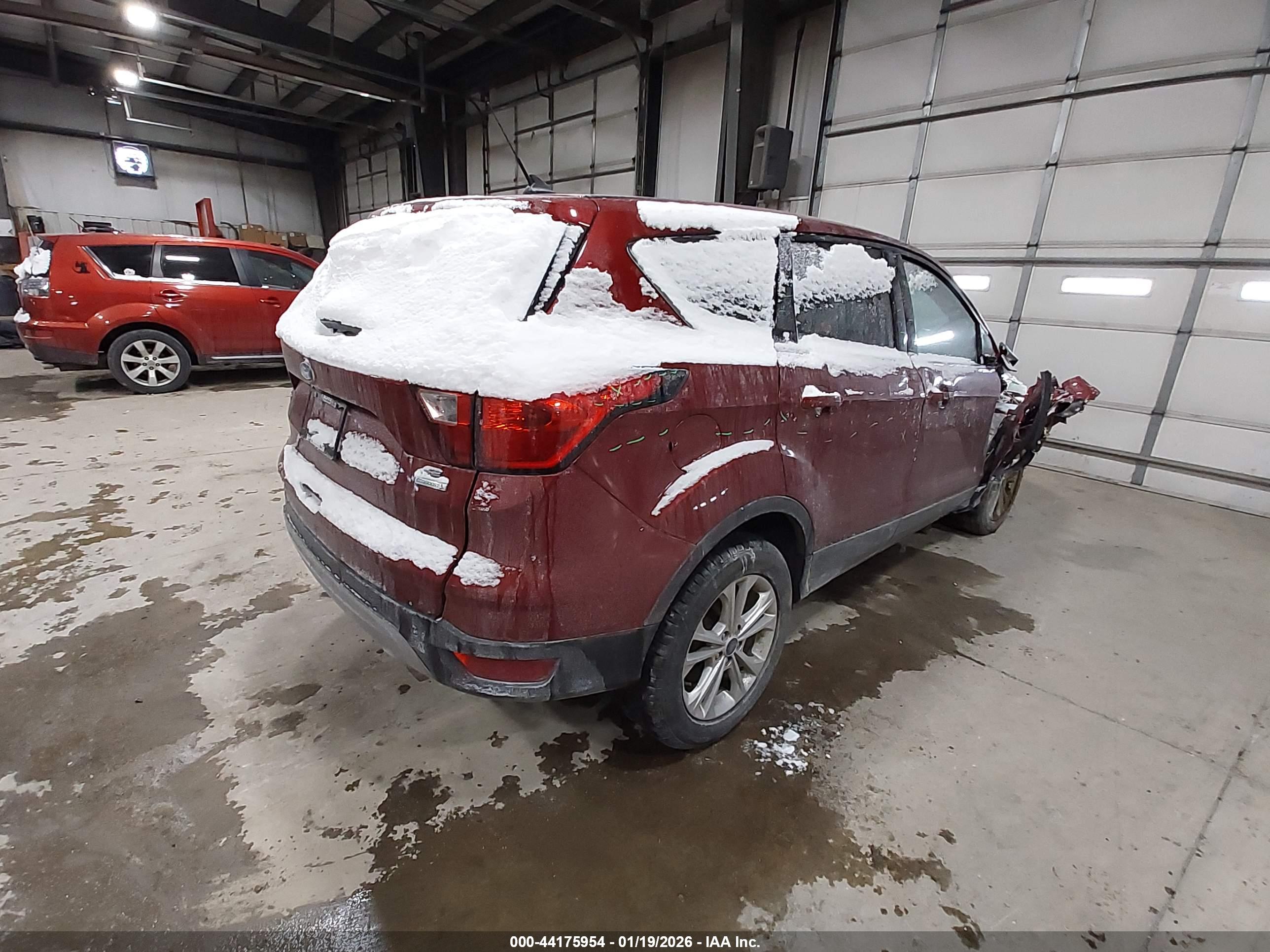 FORD ESCAPE image 4