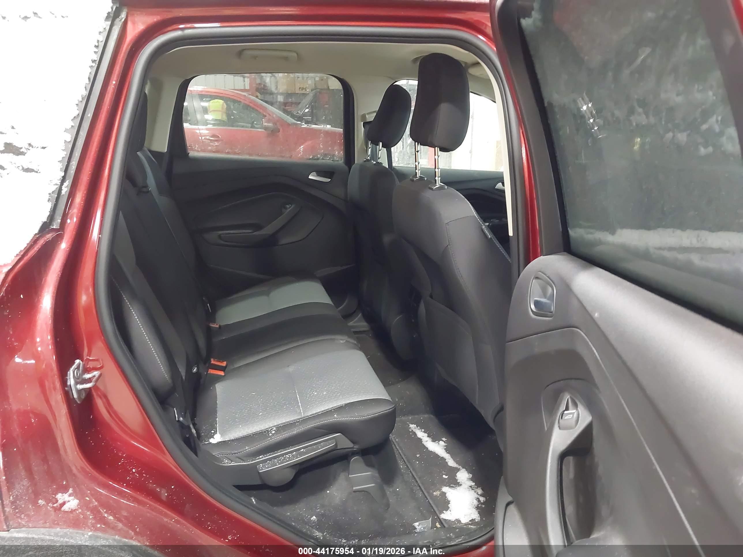 FORD ESCAPE image 8