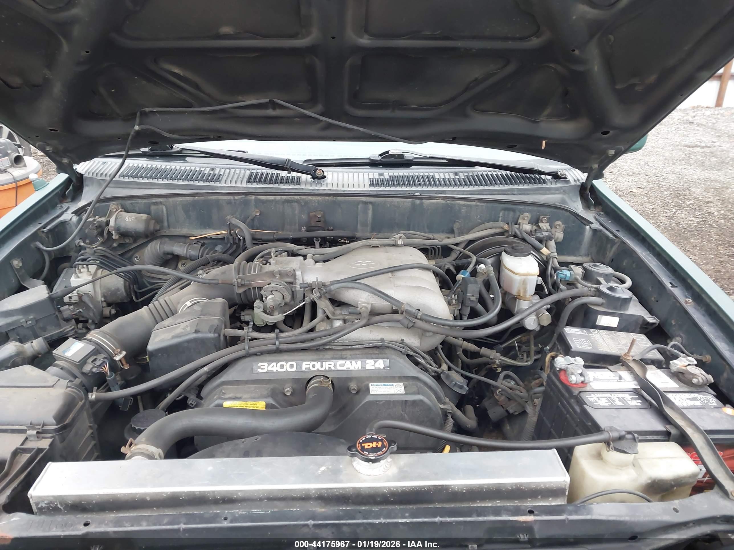 TOYOTA 4RUNNER image 10