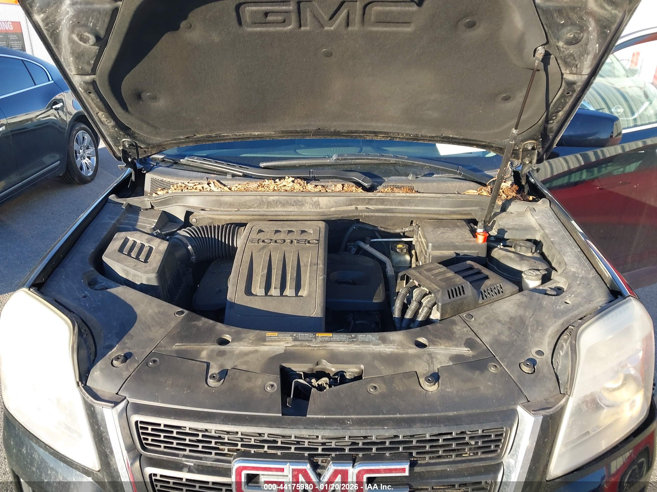 GMC TERRAIN image 10