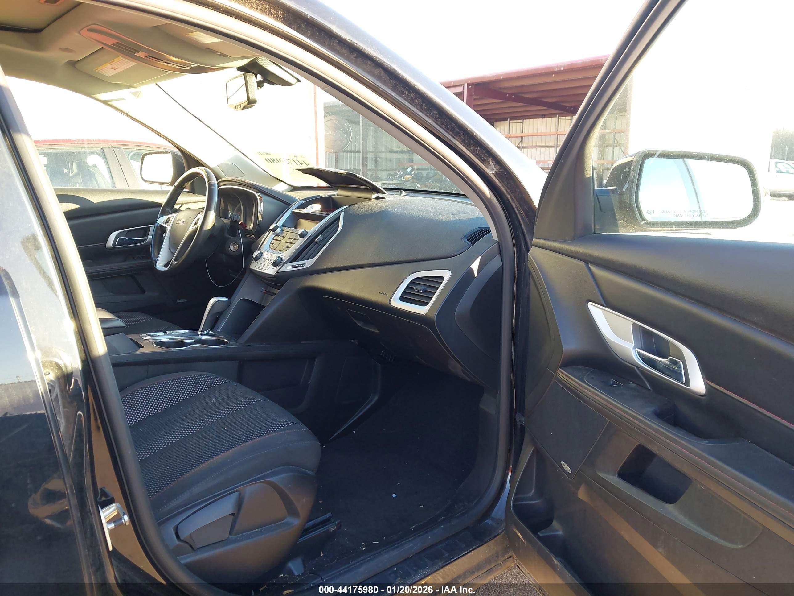 GMC TERRAIN image 5